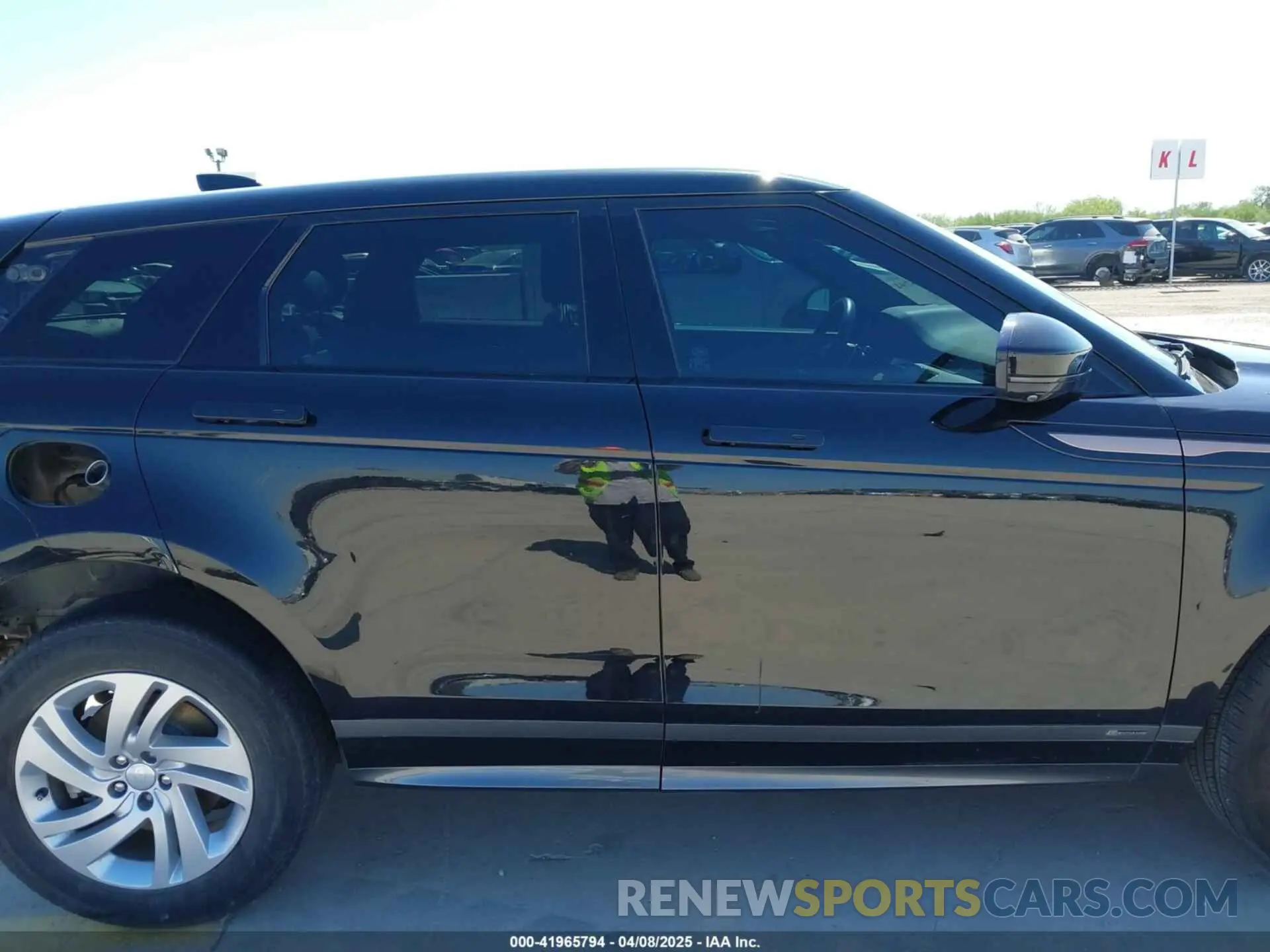 14 Photograph of a damaged car SALZT2FX1MH154750 LAND ROVER RANGE ROVER EVOQUE 2021