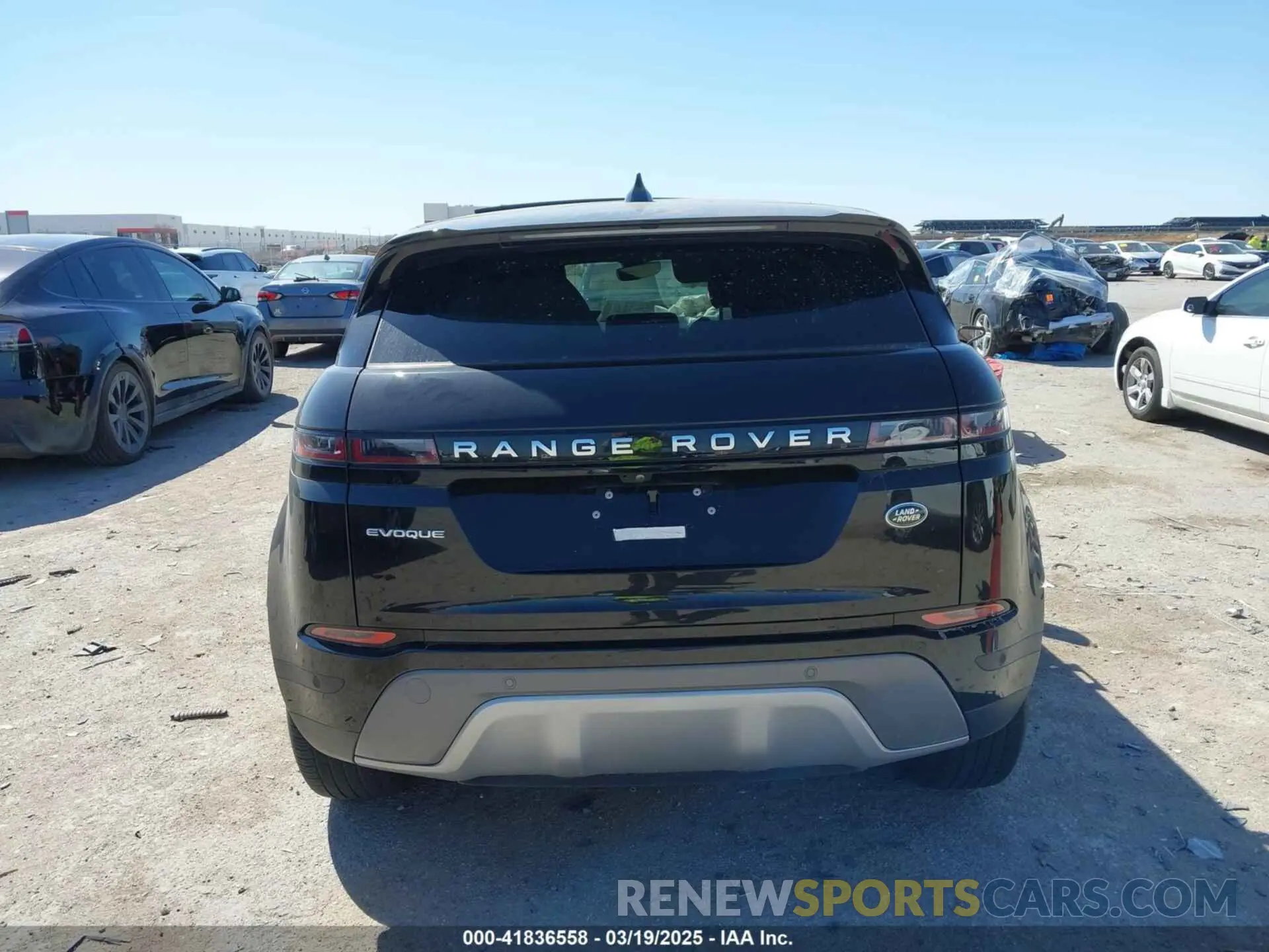 15 Photograph of a damaged car SALZJ2FX1NH176951 LAND ROVER RANGE ROVER EVOQUE 2022