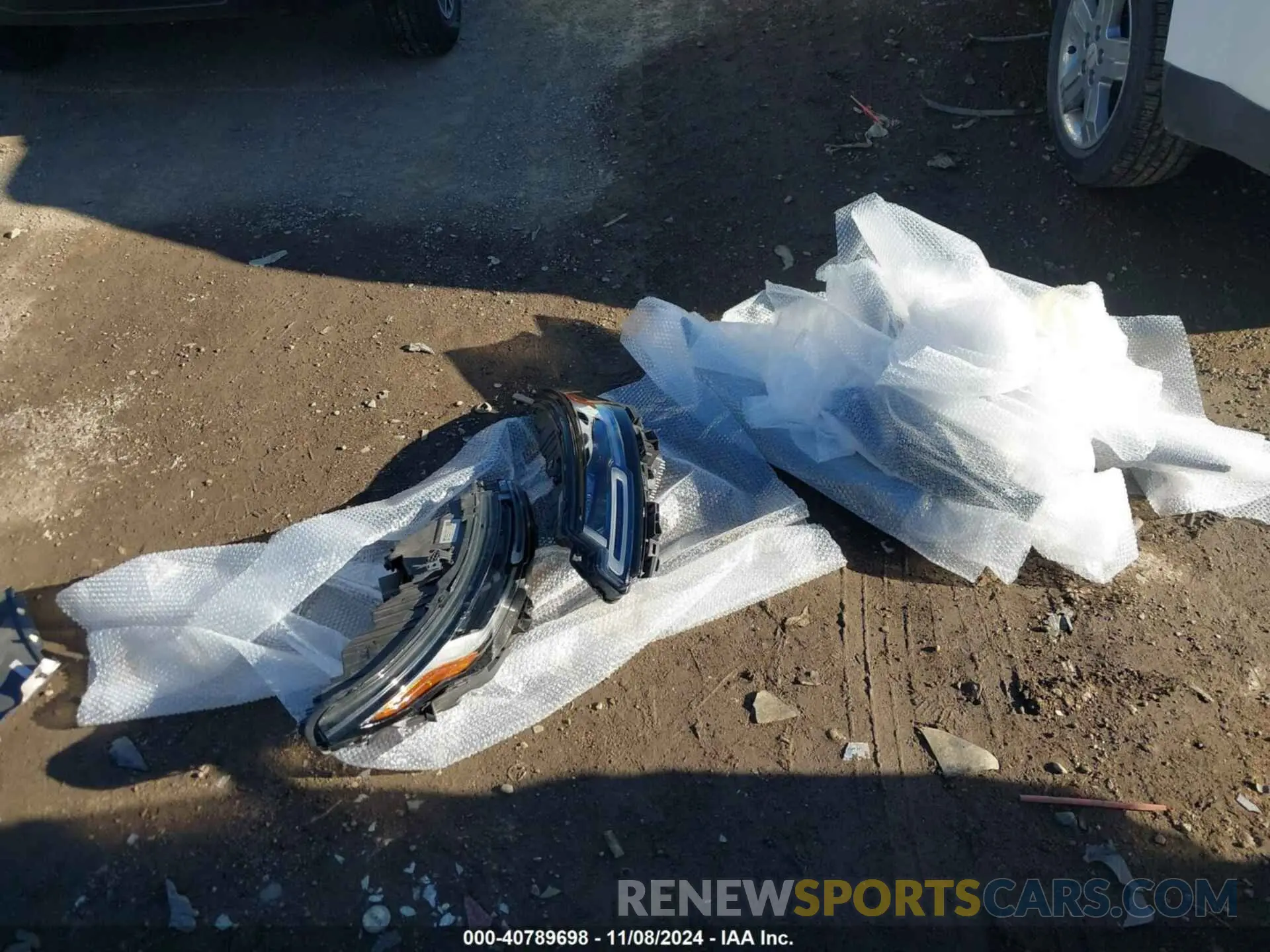 19 Photograph of a damaged car SALZL2FX4NH173603 LAND ROVER RANGE ROVER EVOQUE 2022