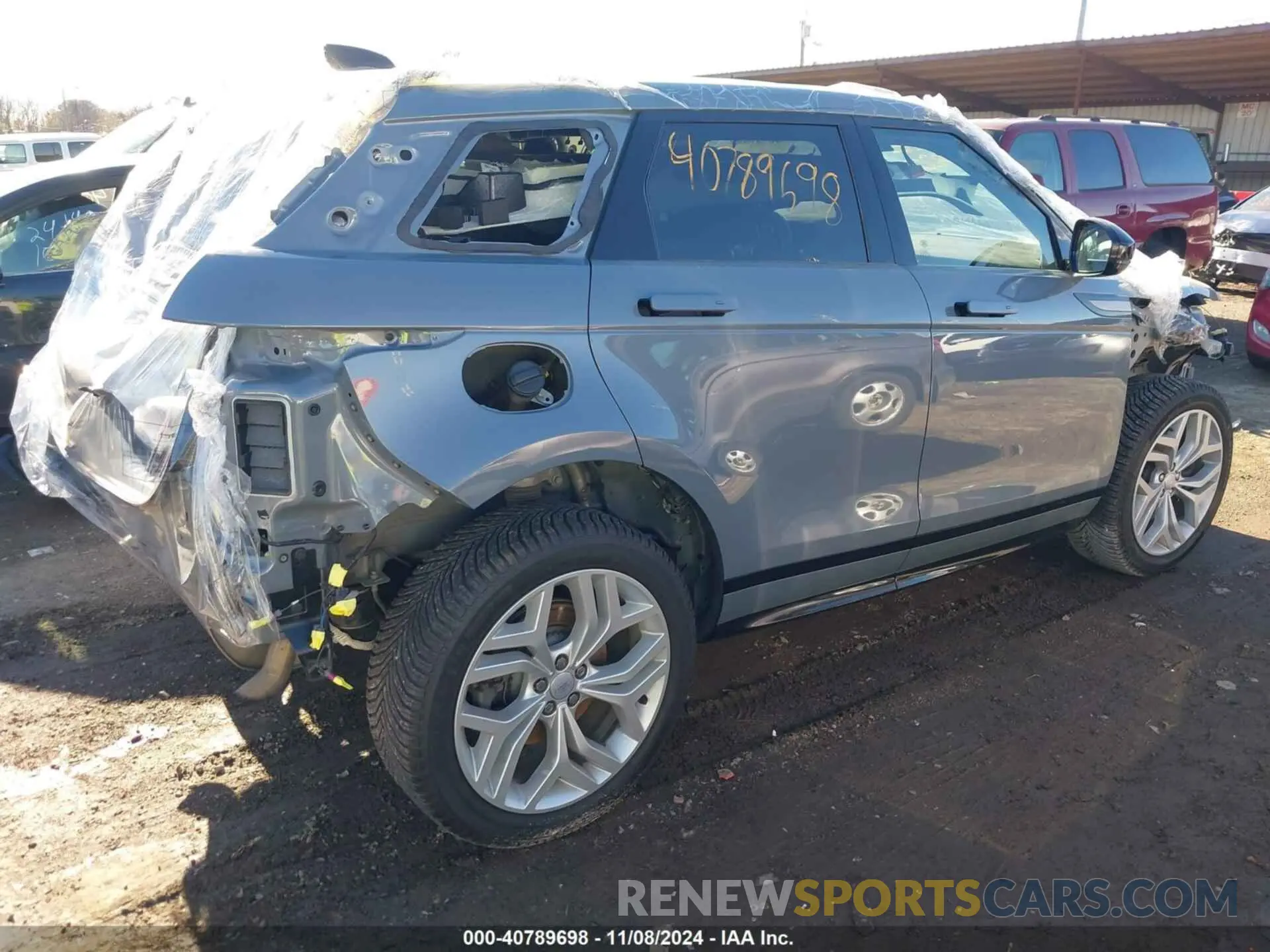 4 Photograph of a damaged car SALZL2FX4NH173603 LAND ROVER RANGE ROVER EVOQUE 2022