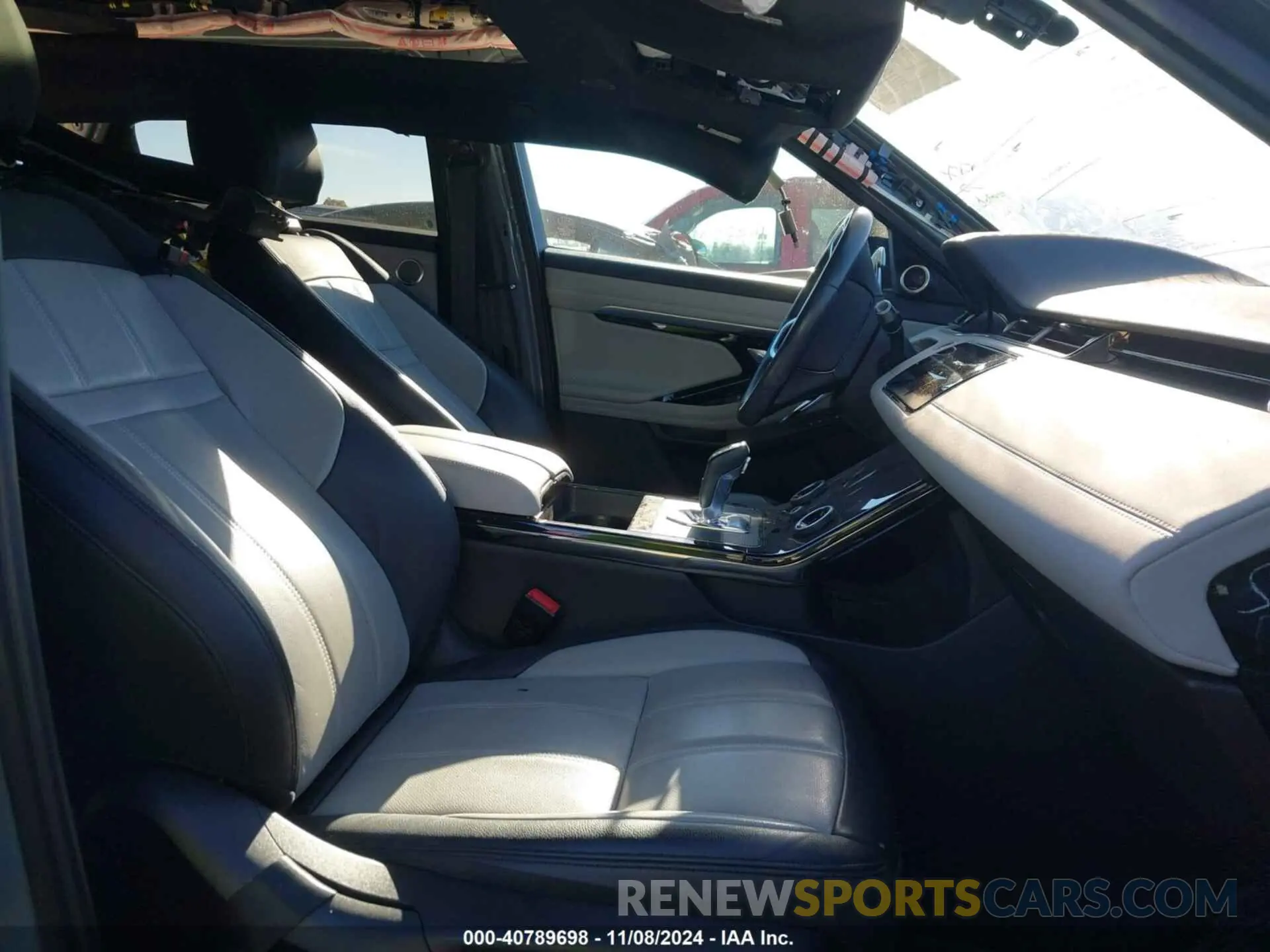 5 Photograph of a damaged car SALZL2FX4NH173603 LAND ROVER RANGE ROVER EVOQUE 2022