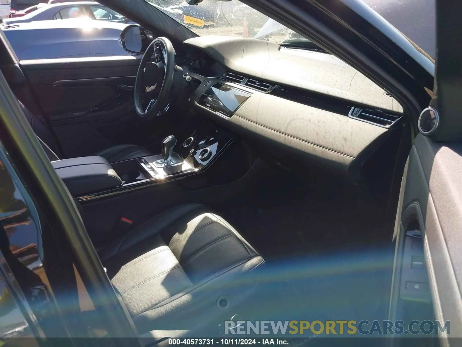 5 Photograph of a damaged car SALZL2FX5NH172251 LAND ROVER RANGE ROVER EVOQUE 2022