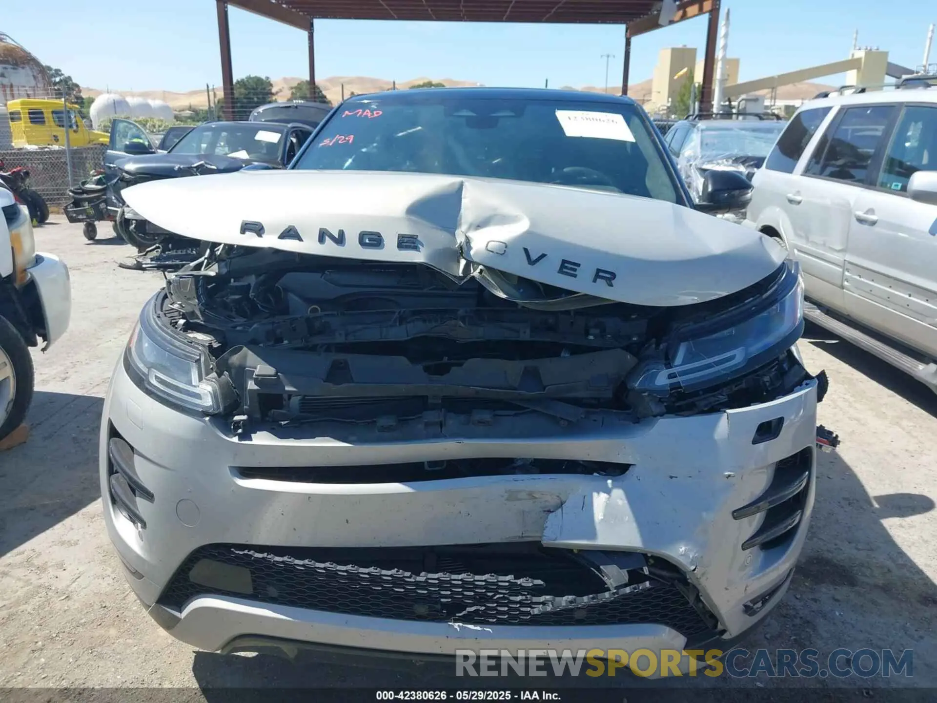 13 Photograph of a damaged car SALZW2GX2NH164985 LAND ROVER RANGE ROVER EVOQUE 2022