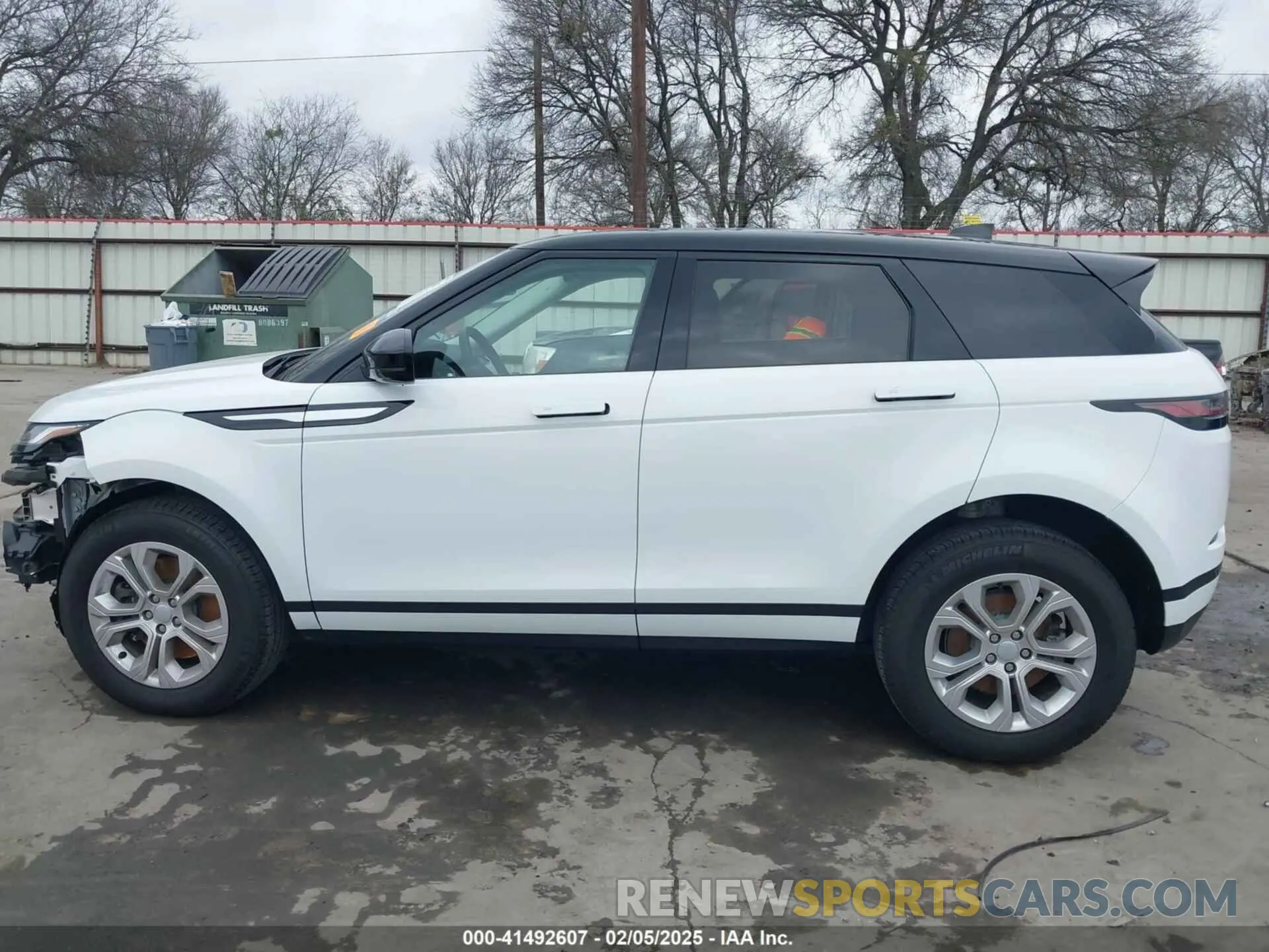 15 Фотография поврежденного автомобиля SALZJ2FX1PH206131 LAND ROVER RANGE ROVER EVOQUE 2023