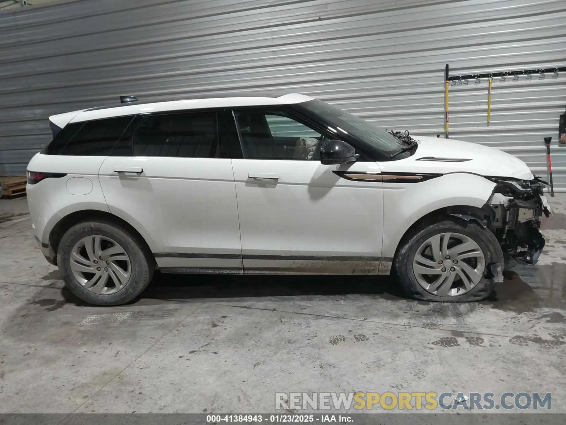 13 Фотография поврежденного автомобиля SALZT2FX5PH189568 LAND ROVER RANGE ROVER EVOQUE 2023