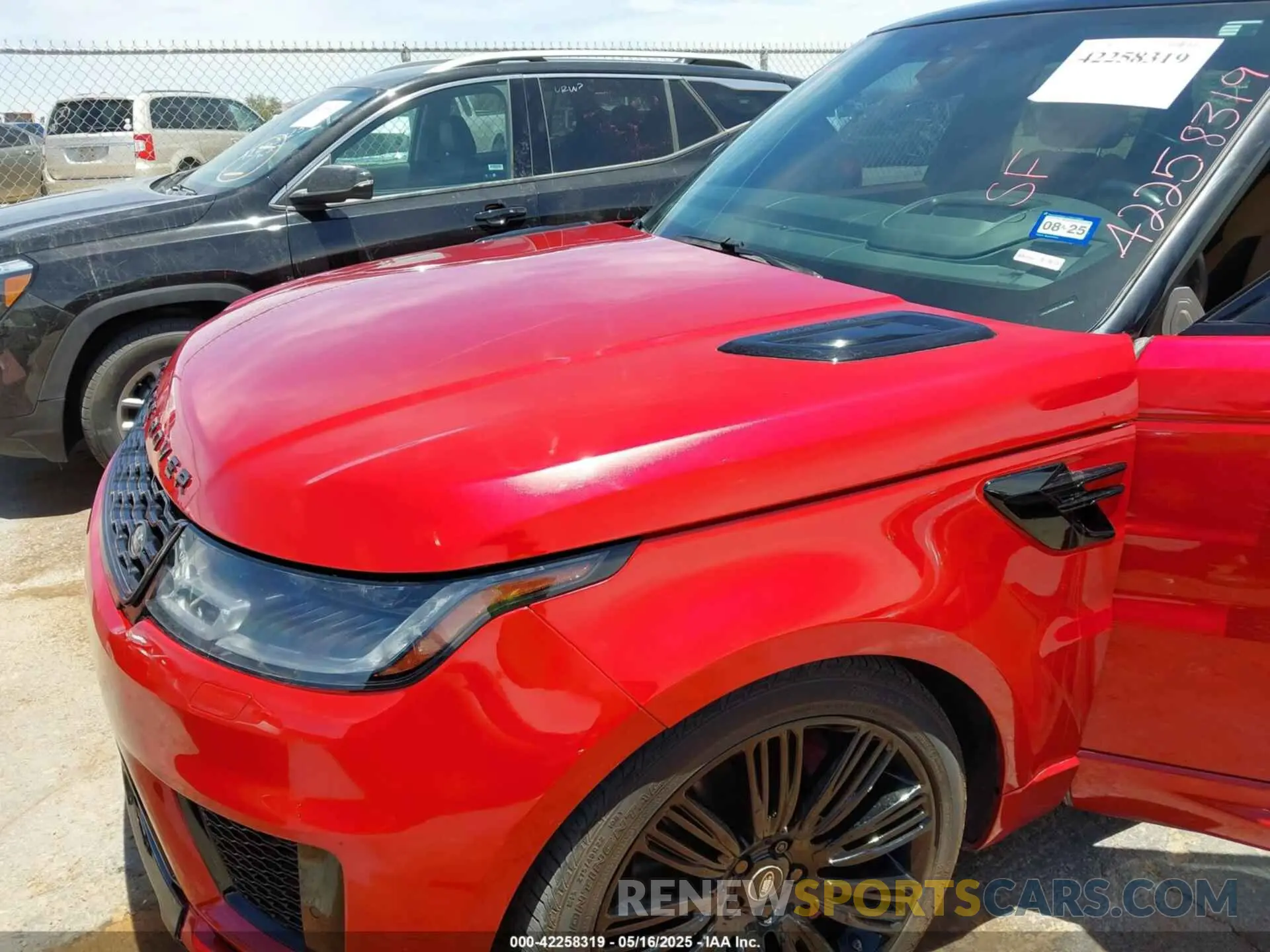 6 Photograph of a damaged car SALWR2RE7KA840941 LAND ROVER RANGE ROVER SPORT 2019