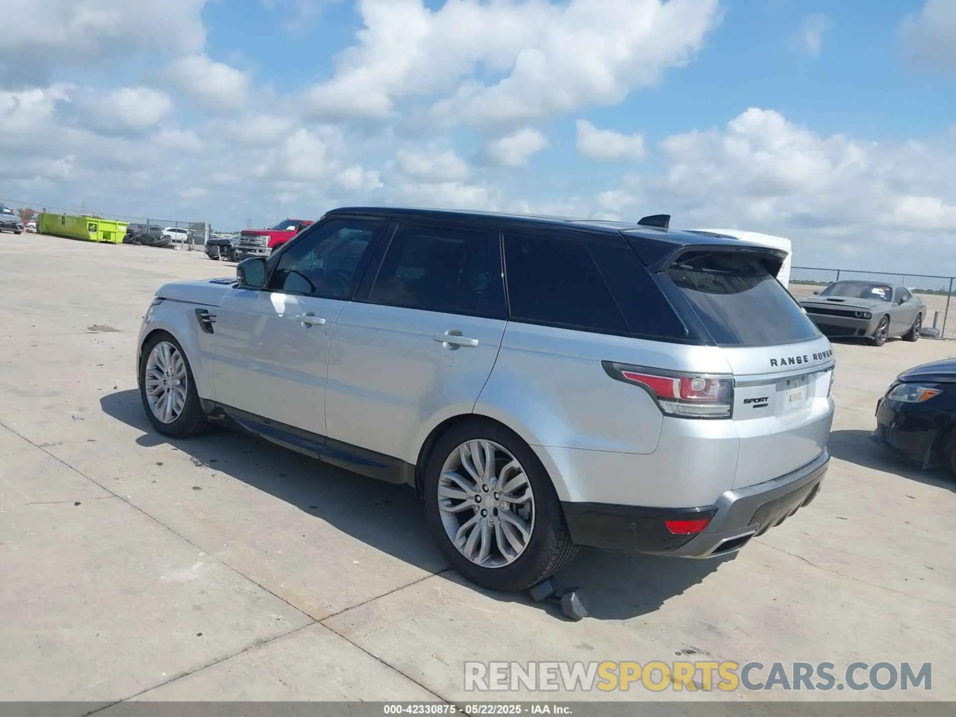 3 Photograph of a damaged car SALWR2RU1KA870203 LAND ROVER RANGE ROVER SPORT 2019