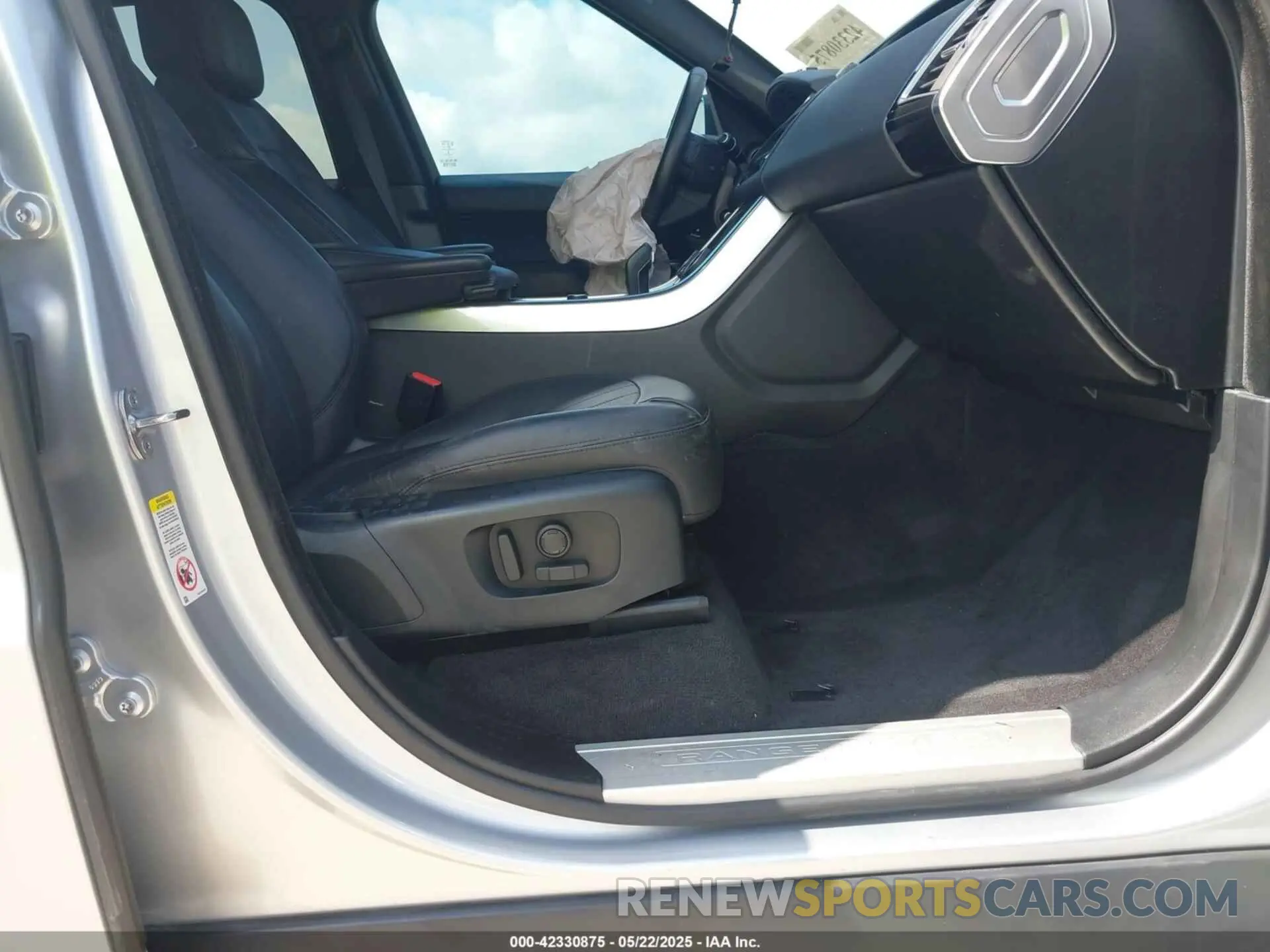 5 Photograph of a damaged car SALWR2RU1KA870203 LAND ROVER RANGE ROVER SPORT 2019