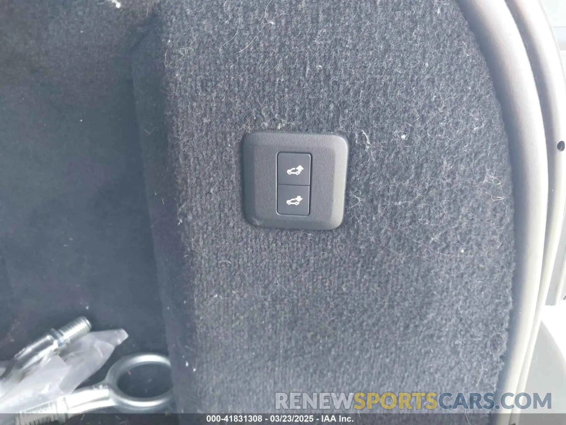 12 Photograph of a damaged car SALWR2RU7KA875311 LAND ROVER RANGE ROVER SPORT 2019