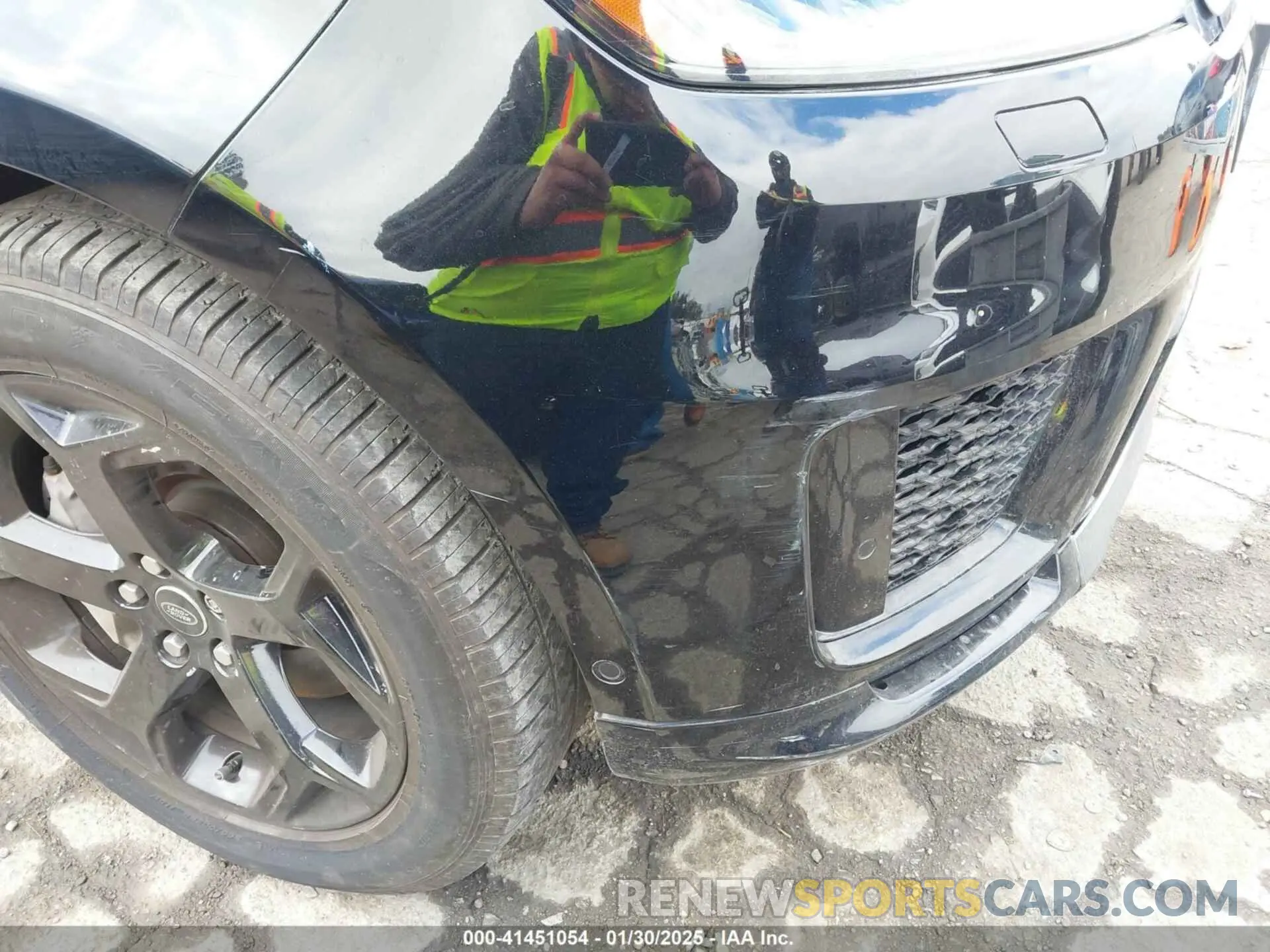 18 Photograph of a damaged car SALWR2RV8KA426342 LAND ROVER RANGE ROVER SPORT 2019