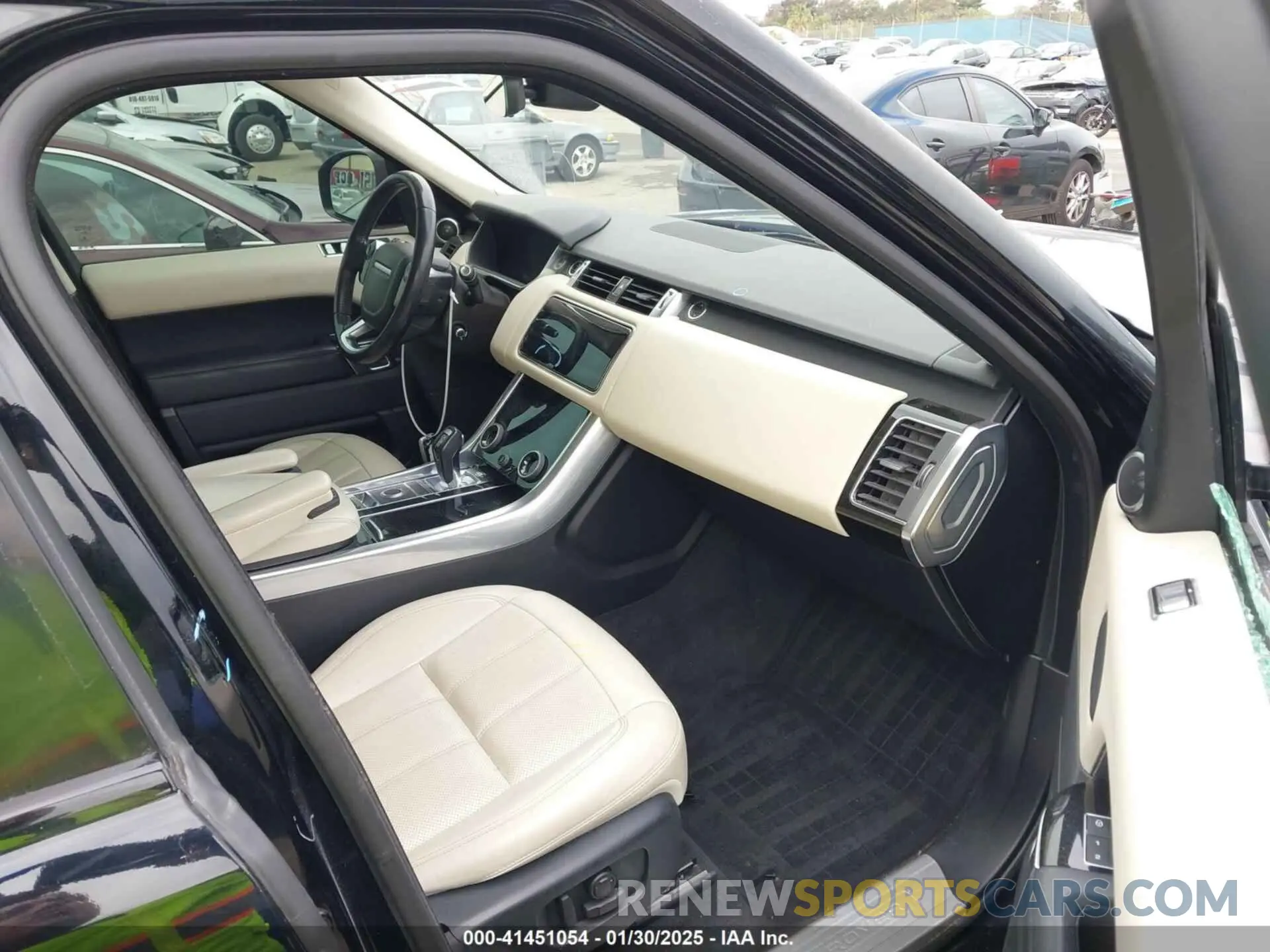 5 Photograph of a damaged car SALWR2RV8KA426342 LAND ROVER RANGE ROVER SPORT 2019