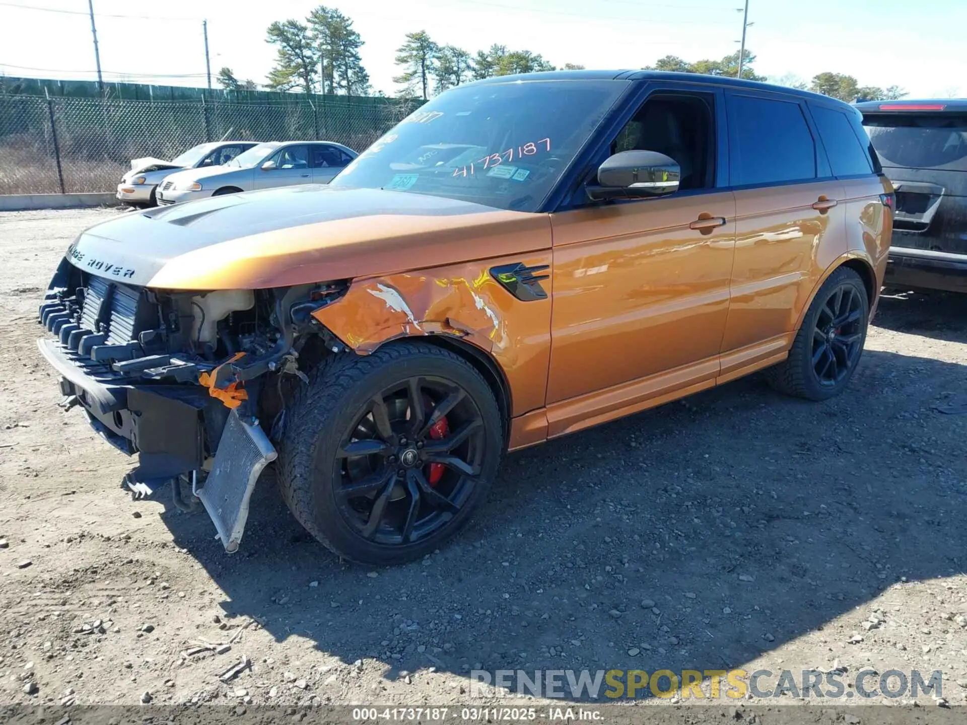 2 Фотография поврежденного автомобиля SALWZ2SE2KA826052 LAND ROVER RANGE ROVER SPORT 2019