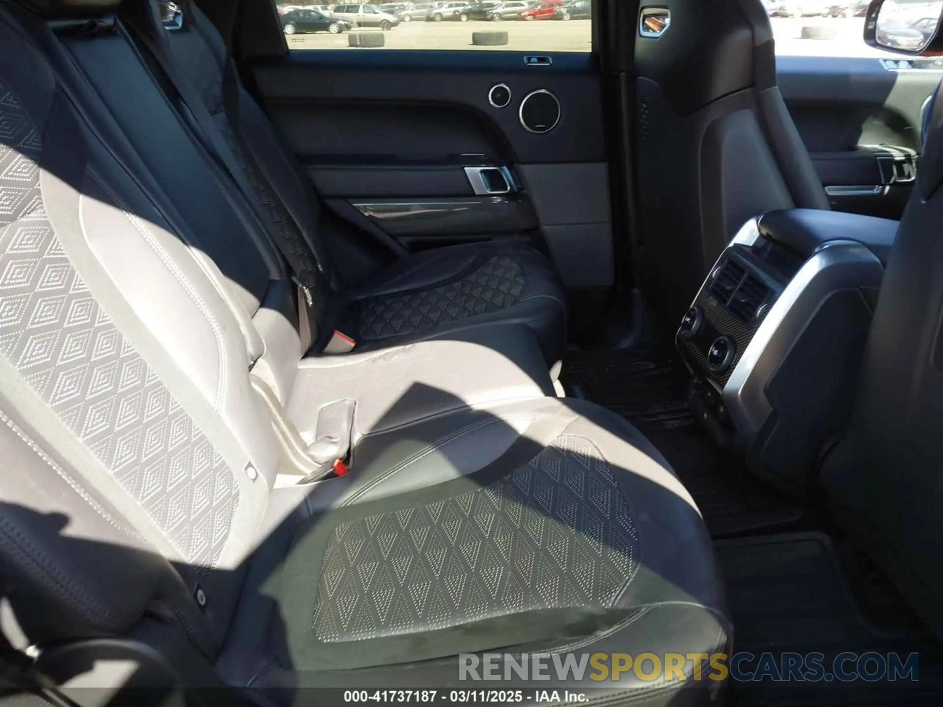 8 Фотография поврежденного автомобиля SALWZ2SE2KA826052 LAND ROVER RANGE ROVER SPORT 2019