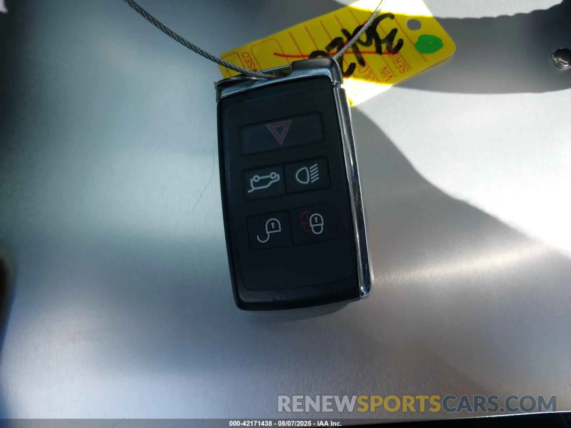 11 Photograph of a damaged car SALWZ2SE5KA822125 LAND ROVER RANGE ROVER SPORT 2019