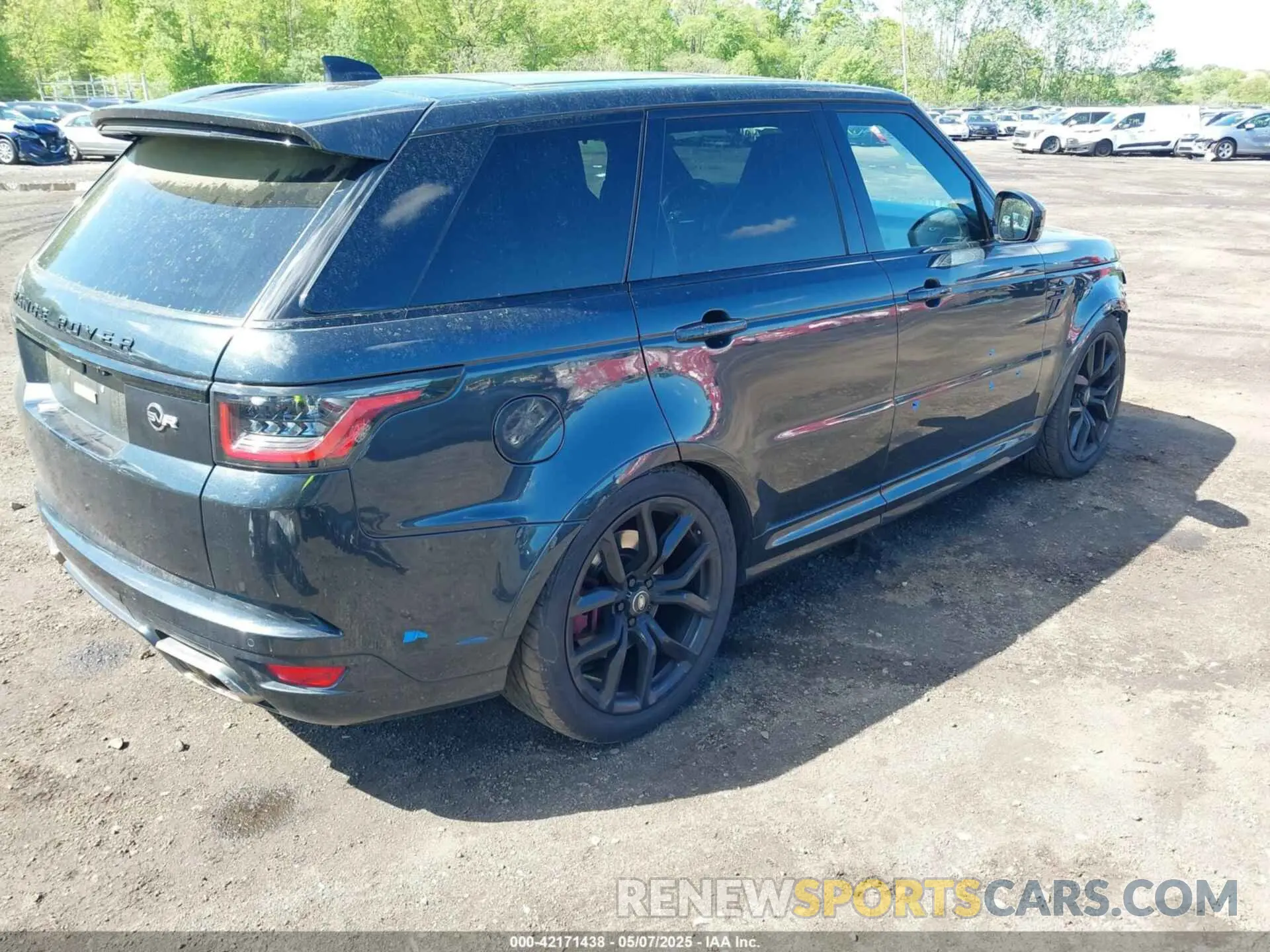 4 Photograph of a damaged car SALWZ2SE5KA822125 LAND ROVER RANGE ROVER SPORT 2019