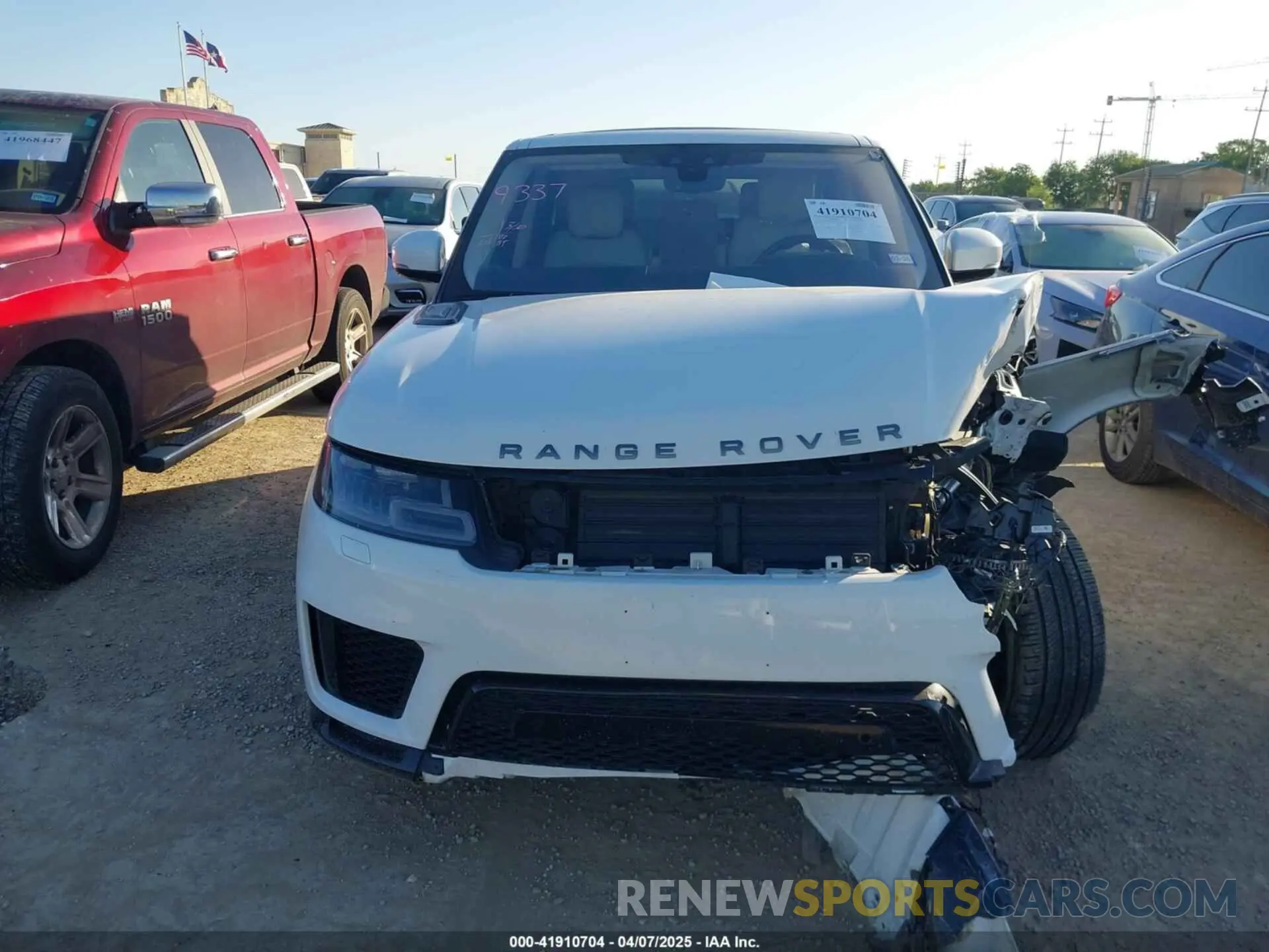13 Photograph of a damaged car SALWR2SU9MA782691 LAND ROVER RANGE ROVER SPORT 2021
