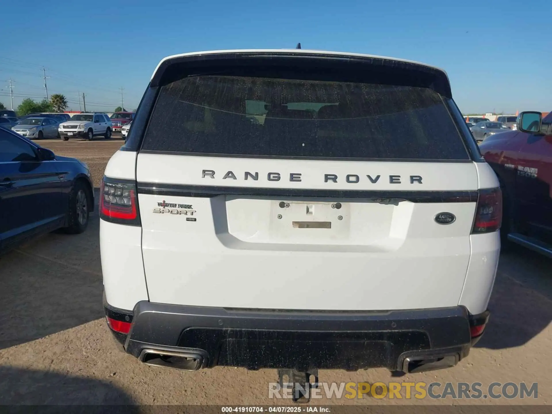 17 Photograph of a damaged car SALWR2SU9MA782691 LAND ROVER RANGE ROVER SPORT 2021