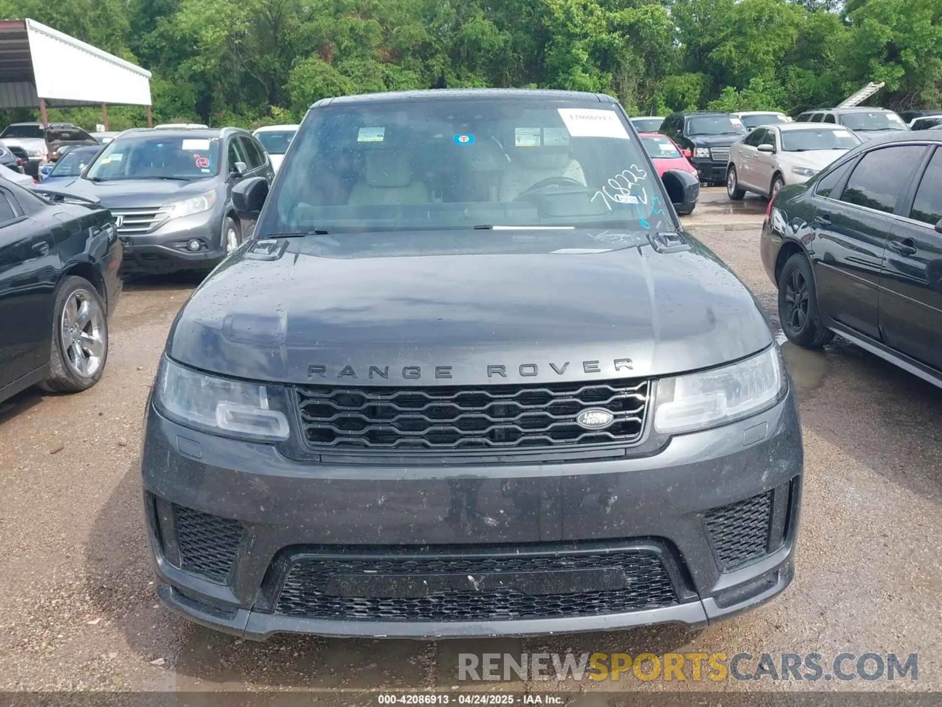 11 Photograph of a damaged car SALWV2SEXMA768223 LAND ROVER RANGE ROVER SPORT 2021