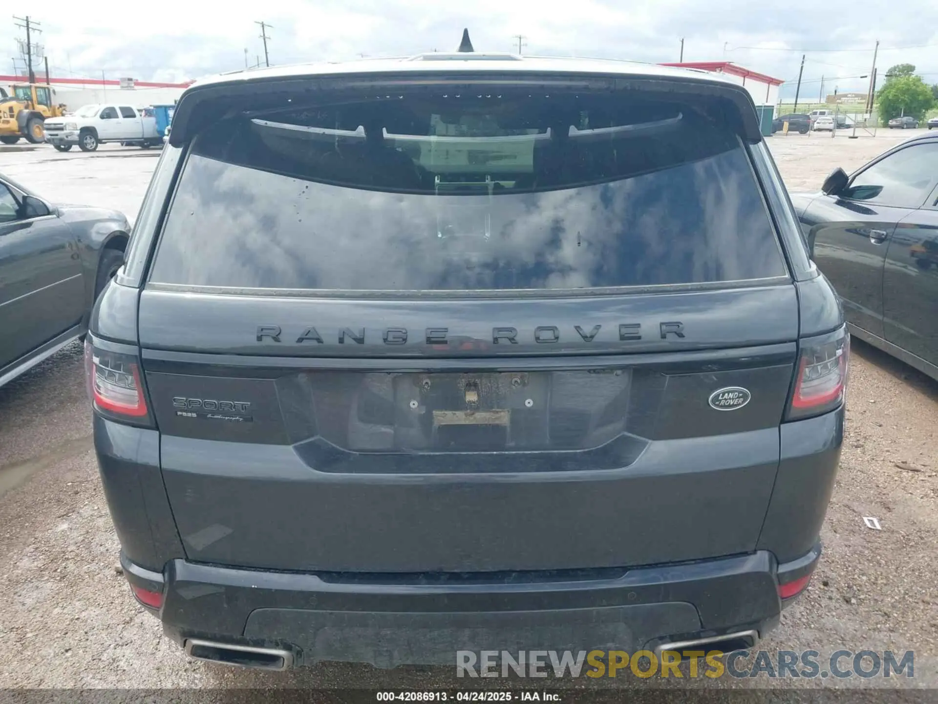 15 Photograph of a damaged car SALWV2SEXMA768223 LAND ROVER RANGE ROVER SPORT 2021