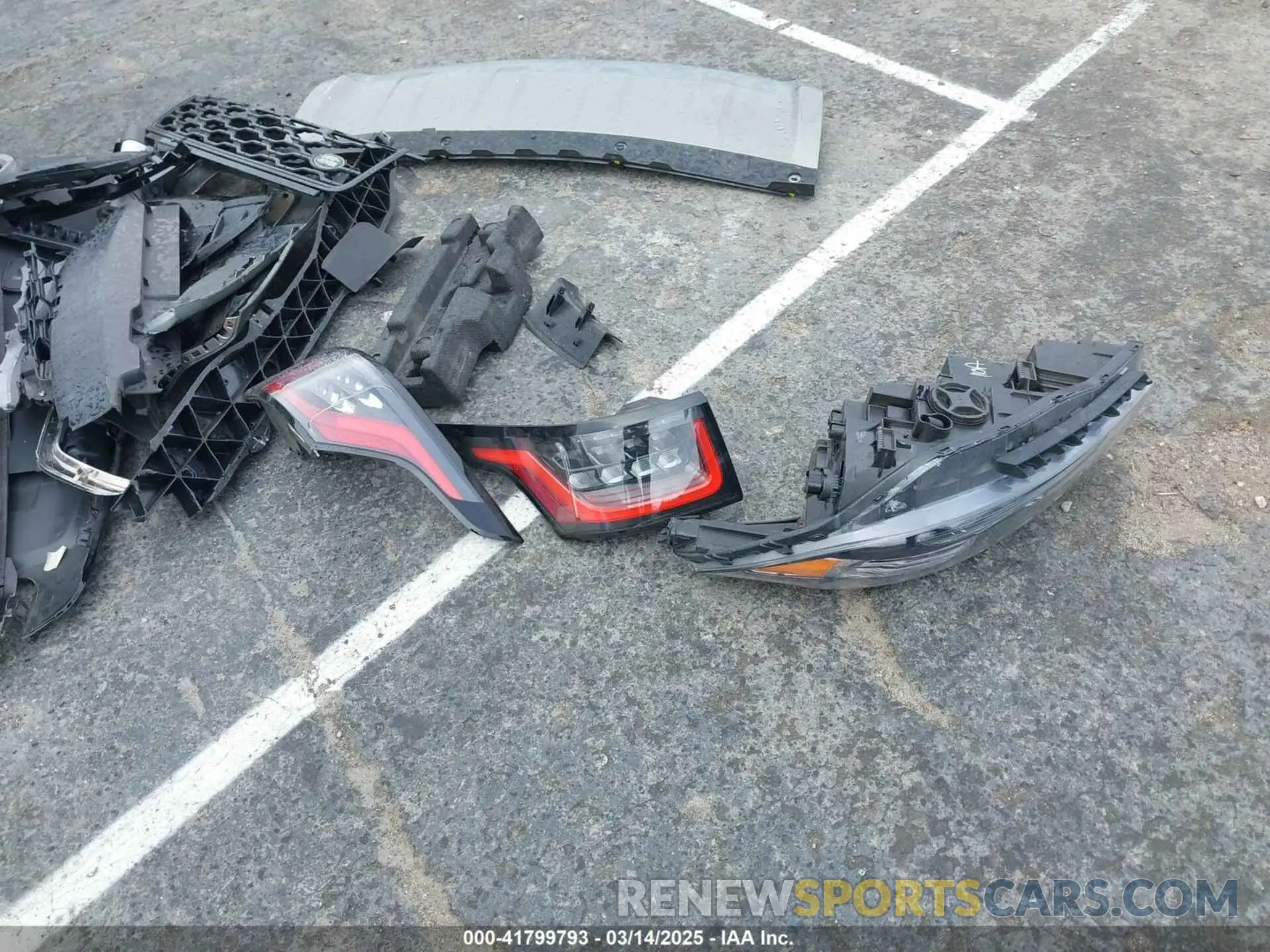 12 Photograph of a damaged car SALWR2SE7NA215082 LAND ROVER RANGE ROVER SPORT 2022