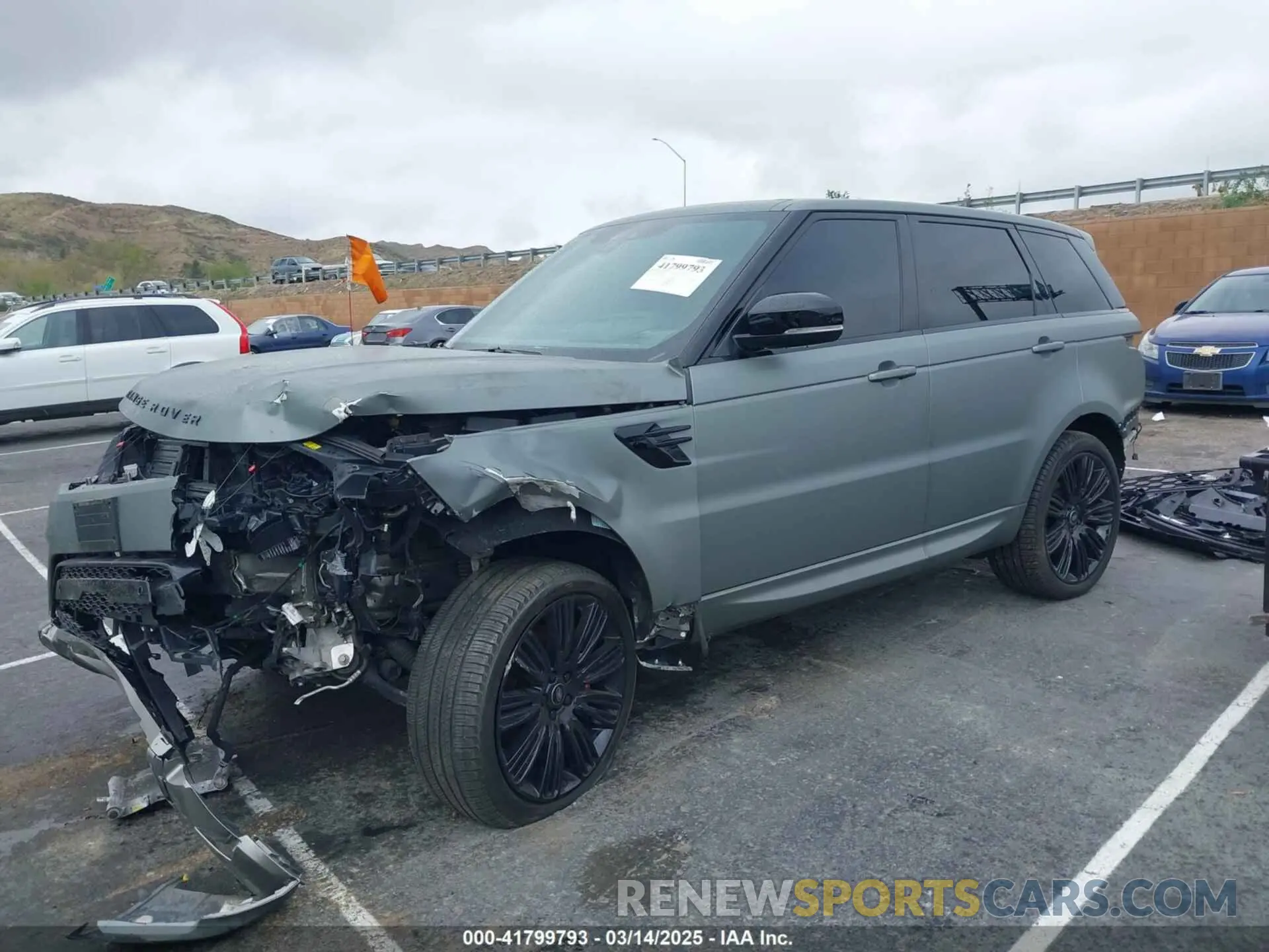 2 Photograph of a damaged car SALWR2SE7NA215082 LAND ROVER RANGE ROVER SPORT 2022