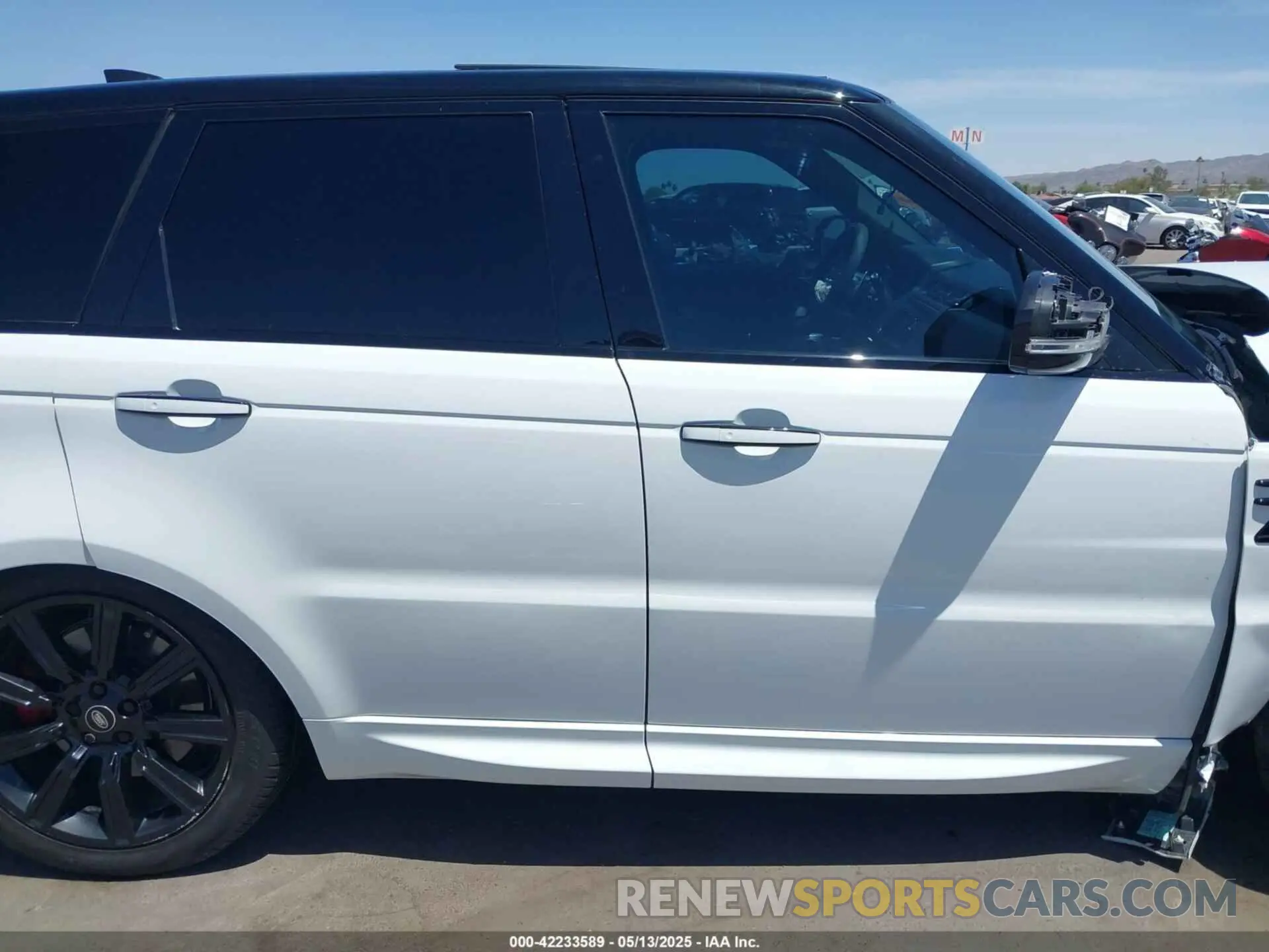 14 Photograph of a damaged car SALWS2RU3NA216568 LAND ROVER RANGE ROVER SPORT 2022