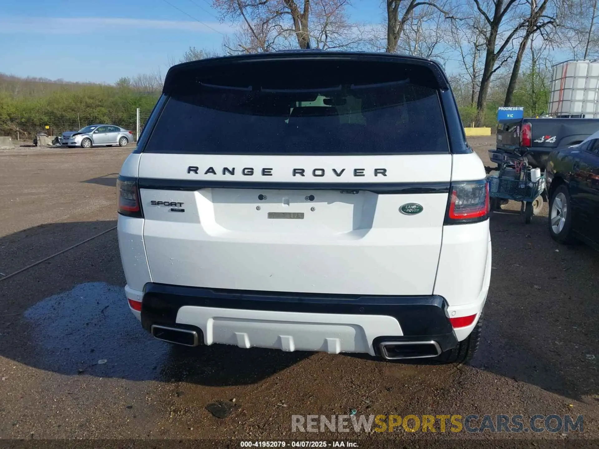 16 Photograph of a damaged car SALWS2RUXNA207365 LAND ROVER RANGE ROVER SPORT 2022