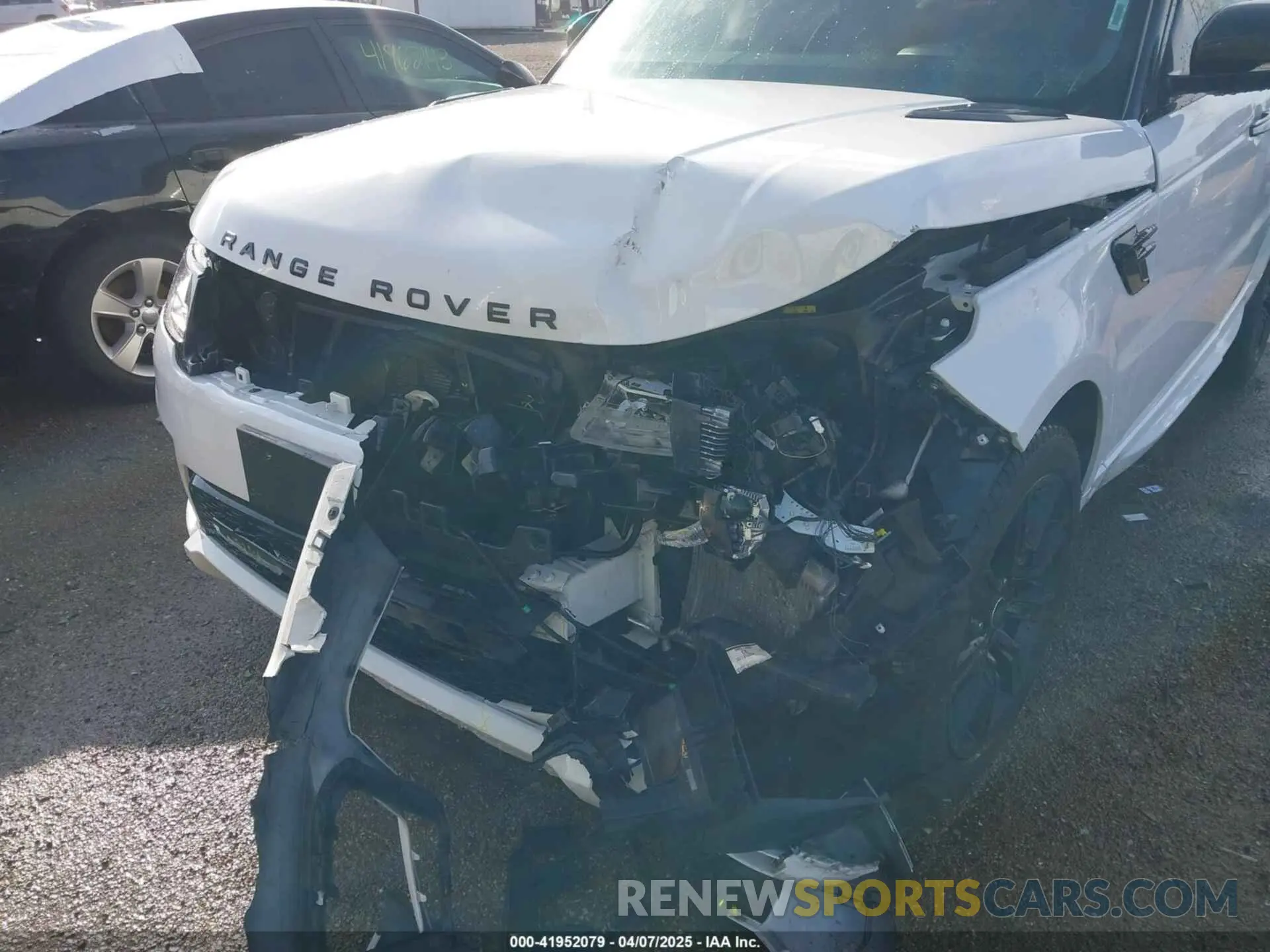 6 Photograph of a damaged car SALWS2RUXNA207365 LAND ROVER RANGE ROVER SPORT 2022