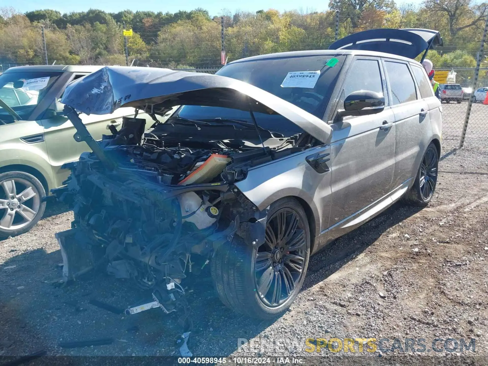 2 Photograph of a damaged car SALWV2SE7NA241872 LAND ROVER RANGE ROVER SPORT 2022
