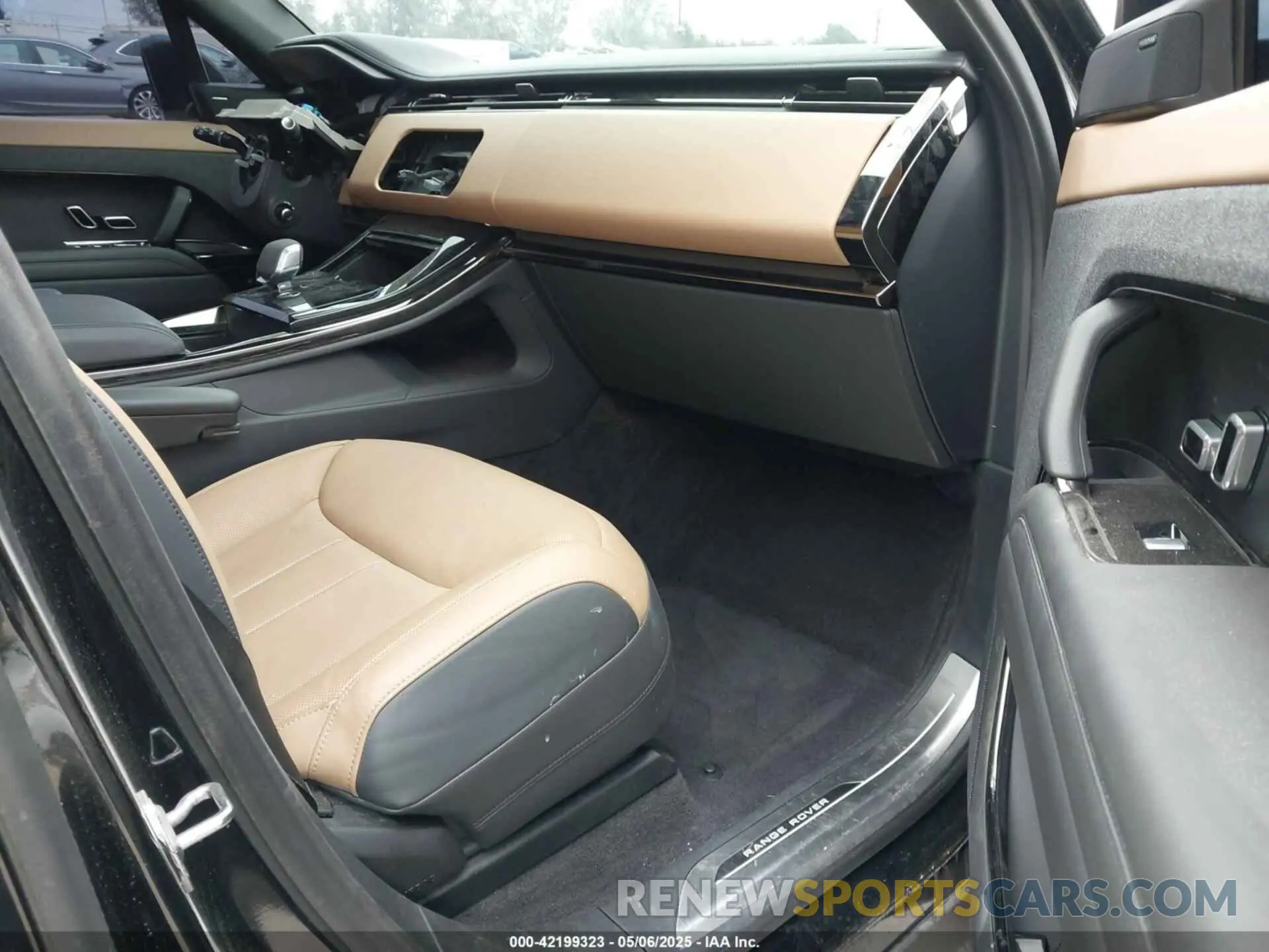5 Фотография поврежденного автомобиля SAL1L9FU7RA174142 LAND ROVER RANGE ROVER SPORT 2024