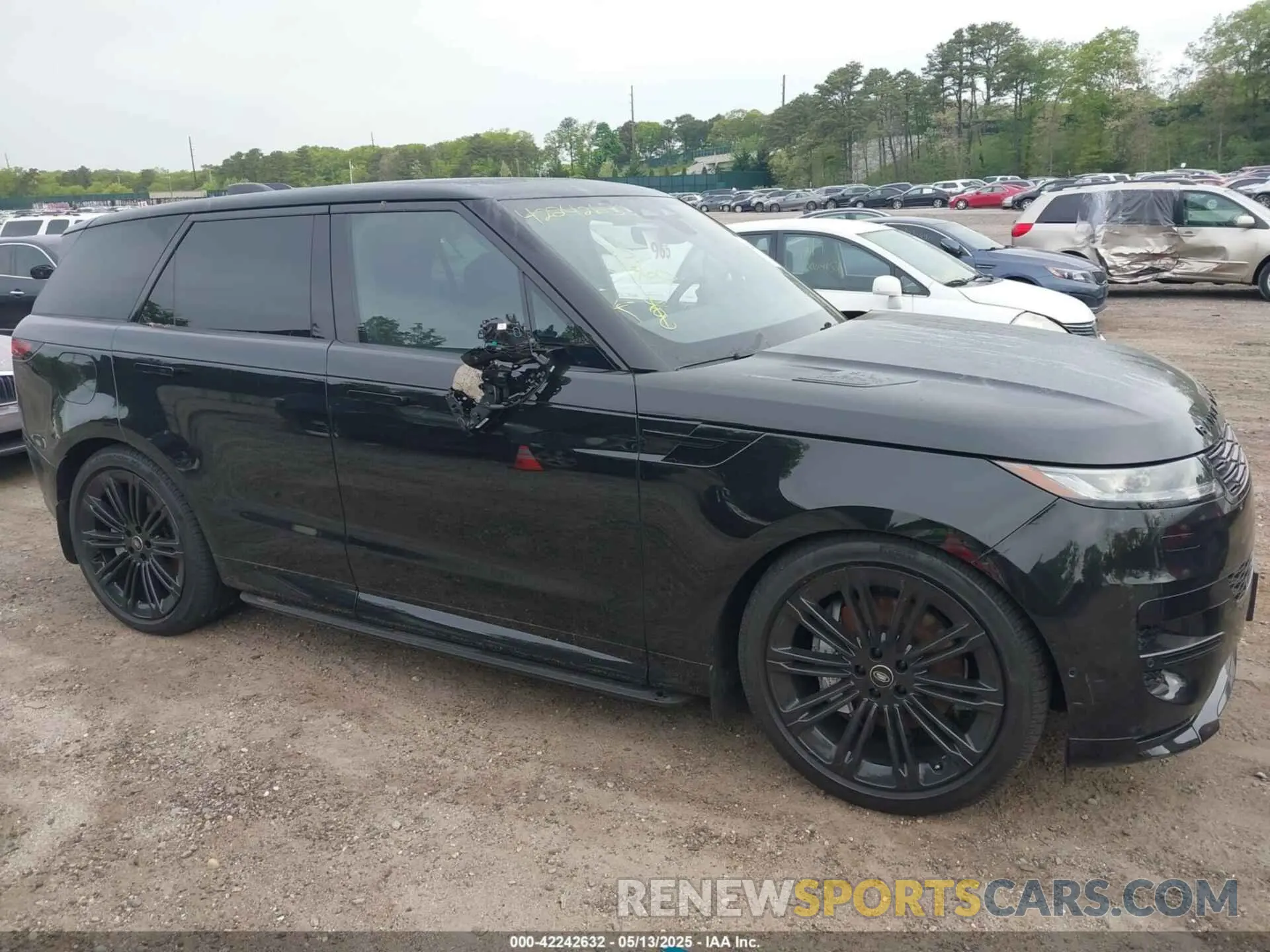 12 Фотография поврежденного автомобиля SAL1L9E4XSA461448 LAND ROVER RANGE ROVER SPORT 2025
