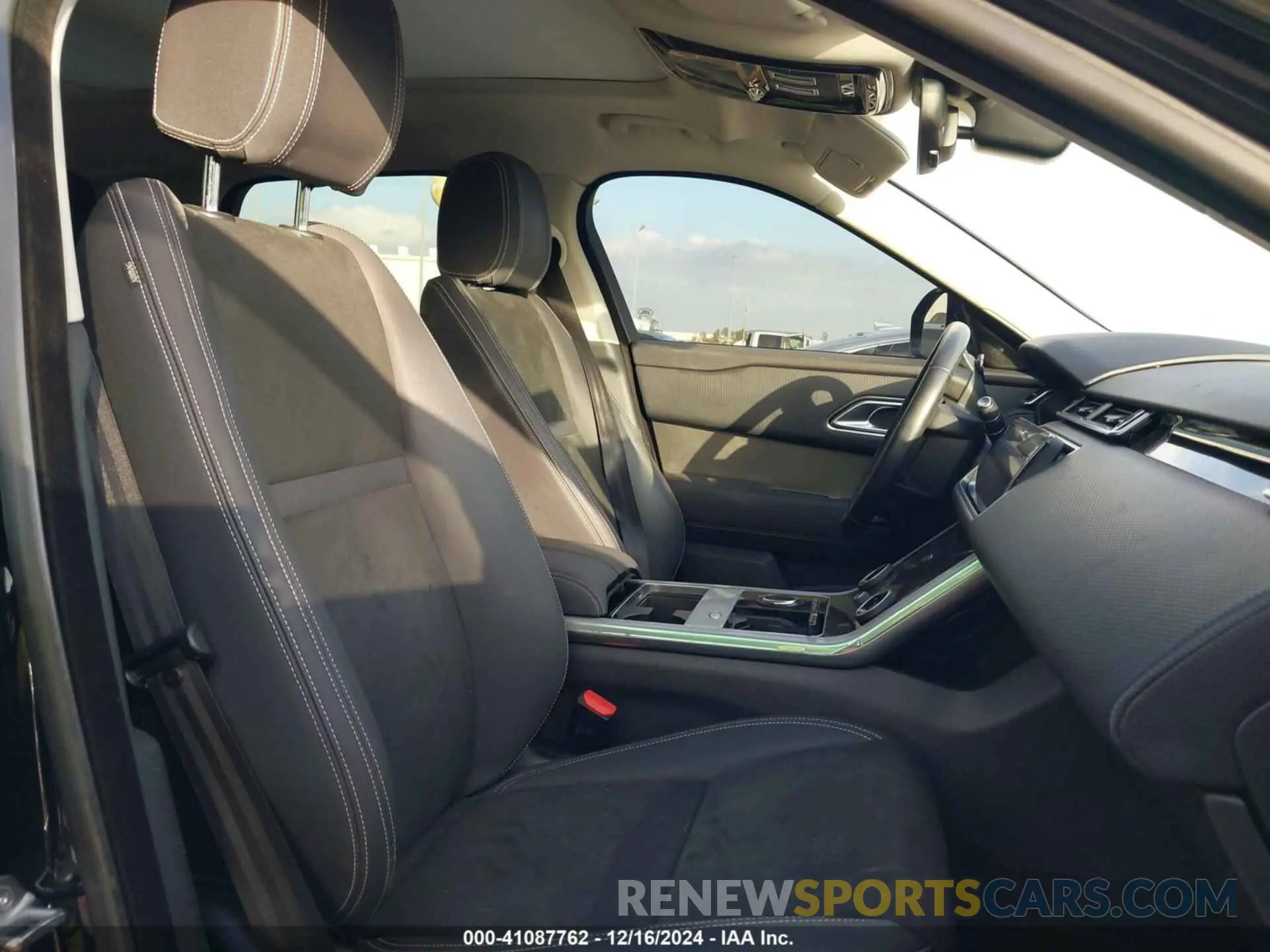 5 Фотография поврежденного автомобиля SALYA2EXXKA217384 LAND ROVER RANGE ROVER VELAR 2019