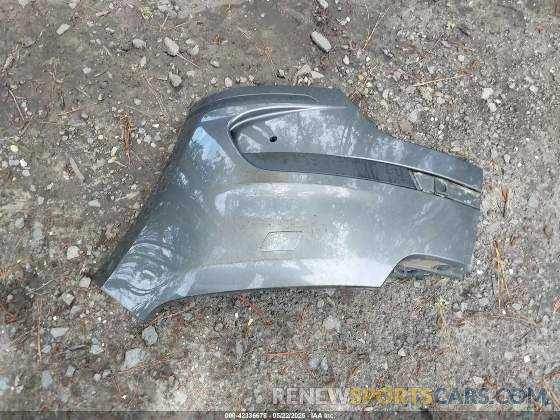 12 Photograph of a damaged car SALYB2EN5KA227073 LAND ROVER RANGE ROVER VELAR 2019