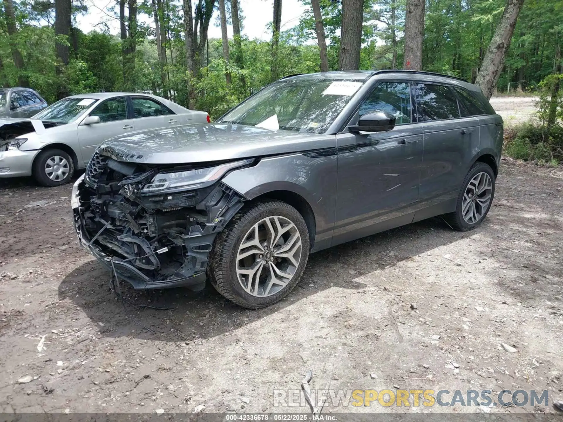 2 Photograph of a damaged car SALYB2EN5KA227073 LAND ROVER RANGE ROVER VELAR 2019