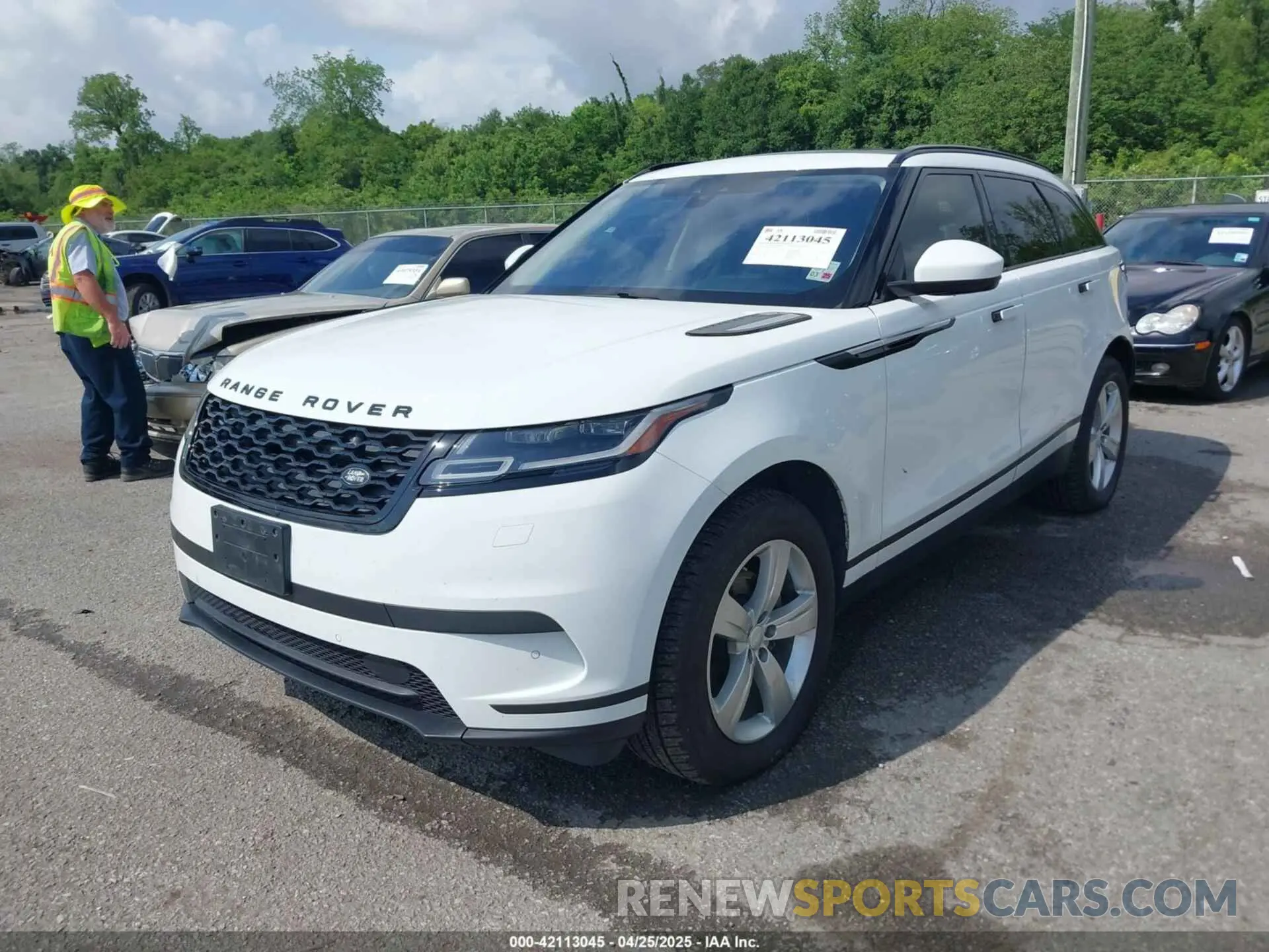 2 Фотография поврежденного автомобиля SALYB2EN7KA780713 LAND ROVER RANGE ROVER VELAR 2019