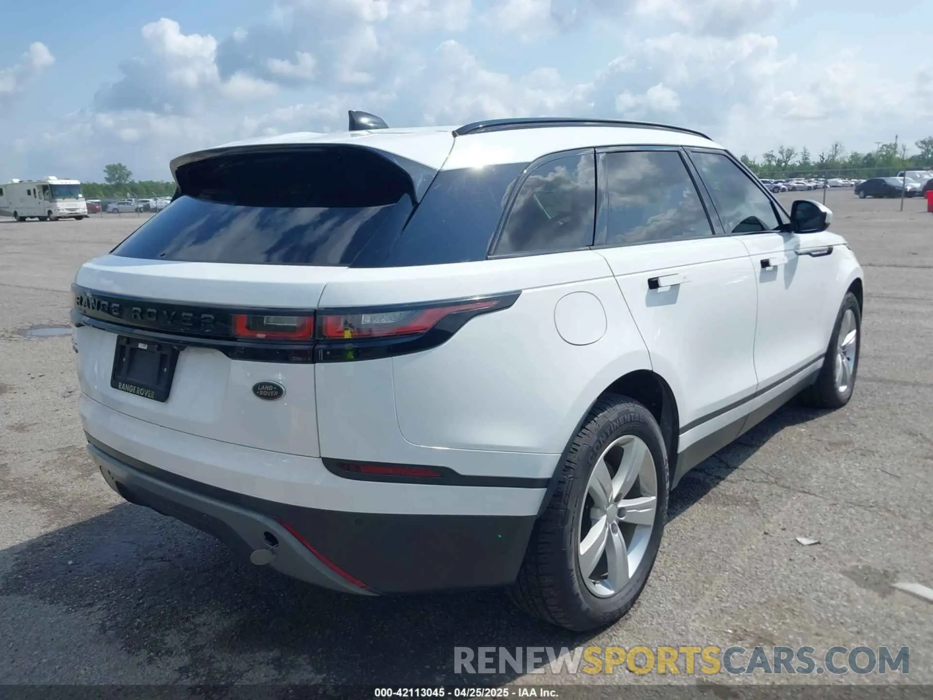 4 Фотография поврежденного автомобиля SALYB2EN7KA780713 LAND ROVER RANGE ROVER VELAR 2019