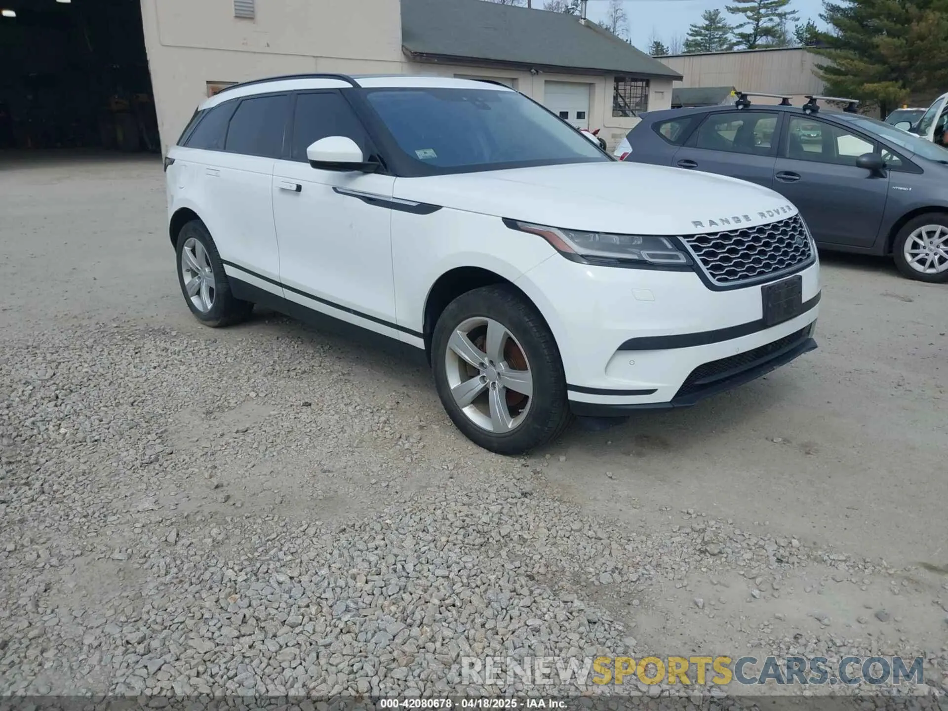 1 Фотография поврежденного автомобиля SALYB2ENXKA780723 LAND ROVER RANGE ROVER VELAR 2019