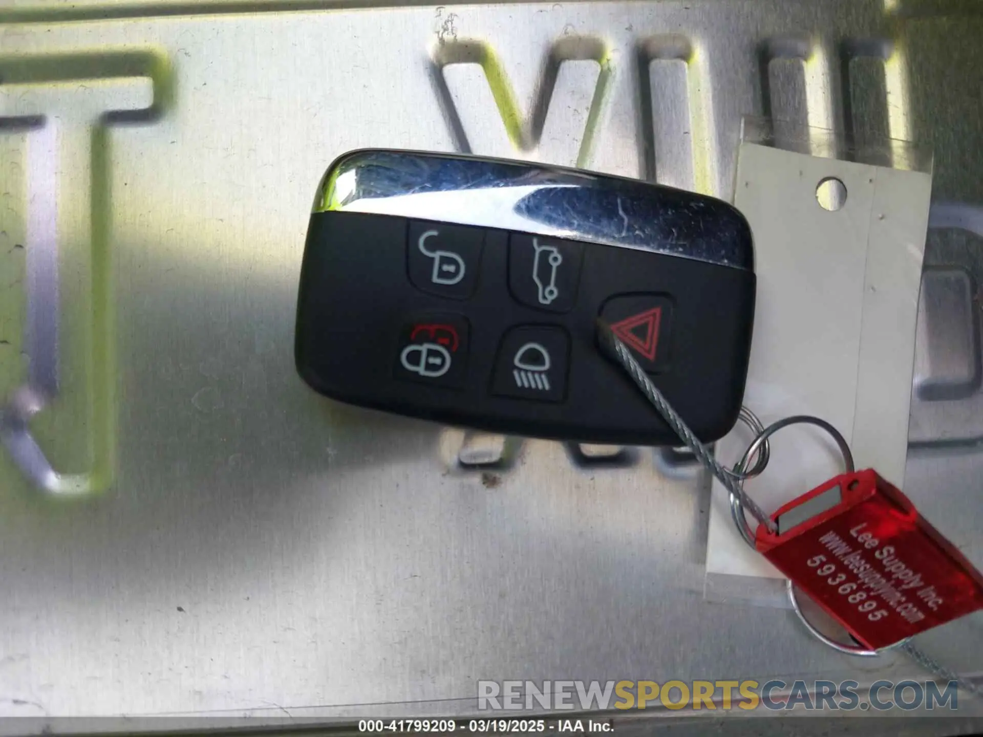 11 Photograph of a damaged car SALYB2EX3KA787594 LAND ROVER RANGE ROVER VELAR 2019
