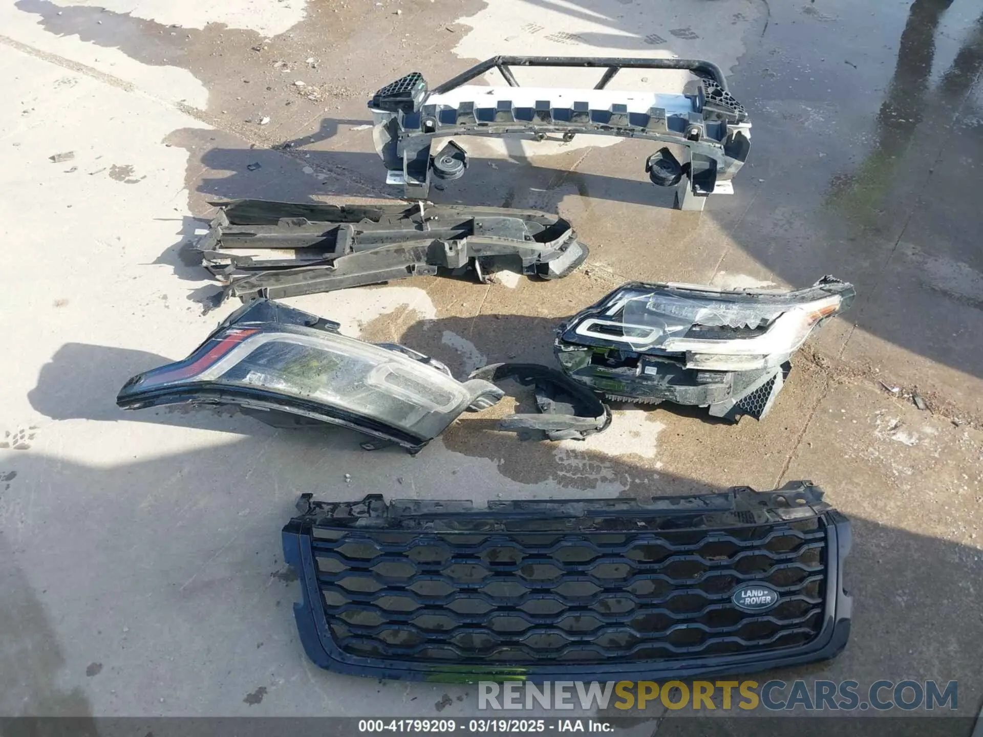 12 Photograph of a damaged car SALYB2EX3KA787594 LAND ROVER RANGE ROVER VELAR 2019