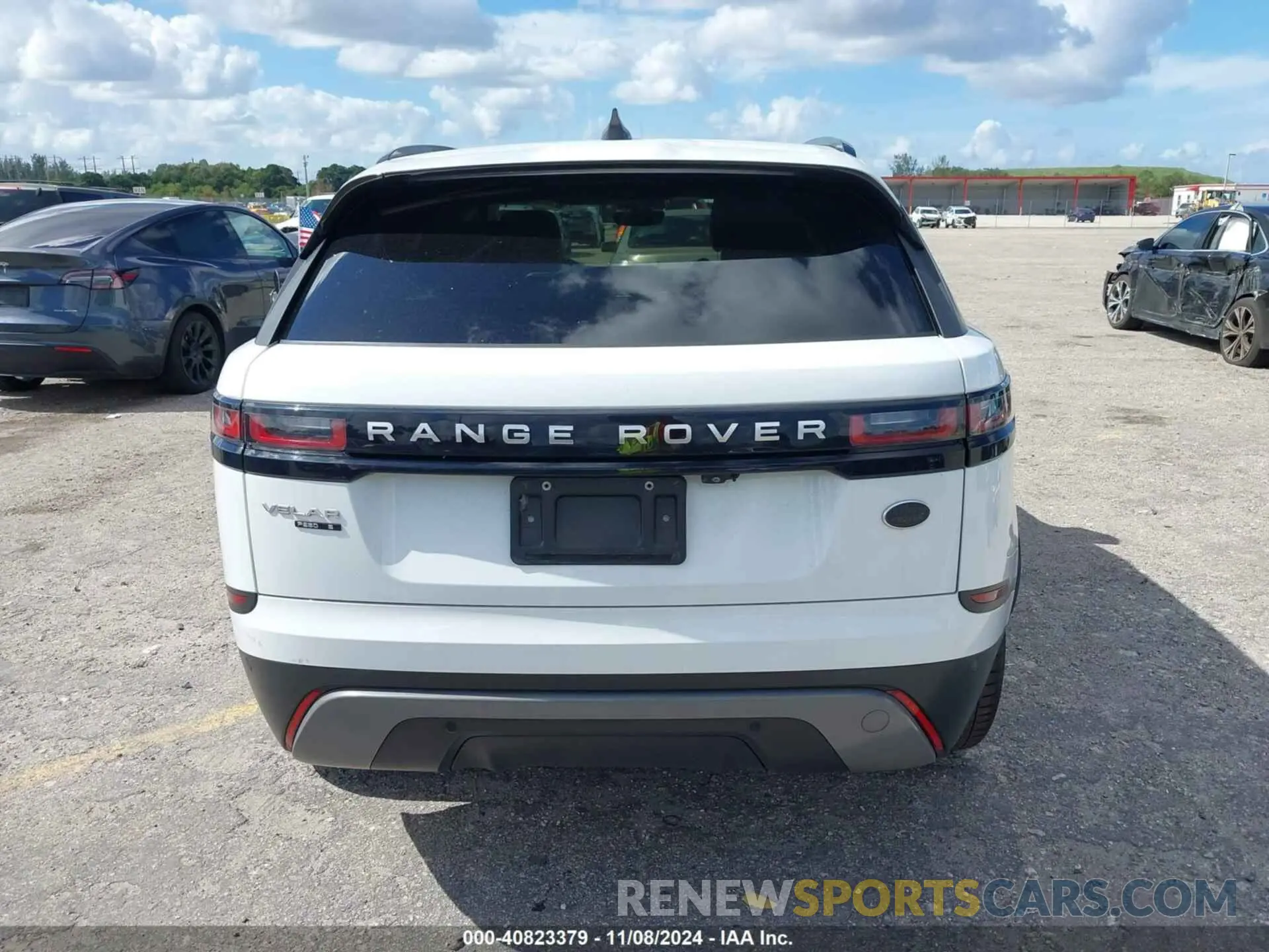 16 Photograph of a damaged car SALYB2EX5KA779948 LAND ROVER RANGE ROVER VELAR 2019