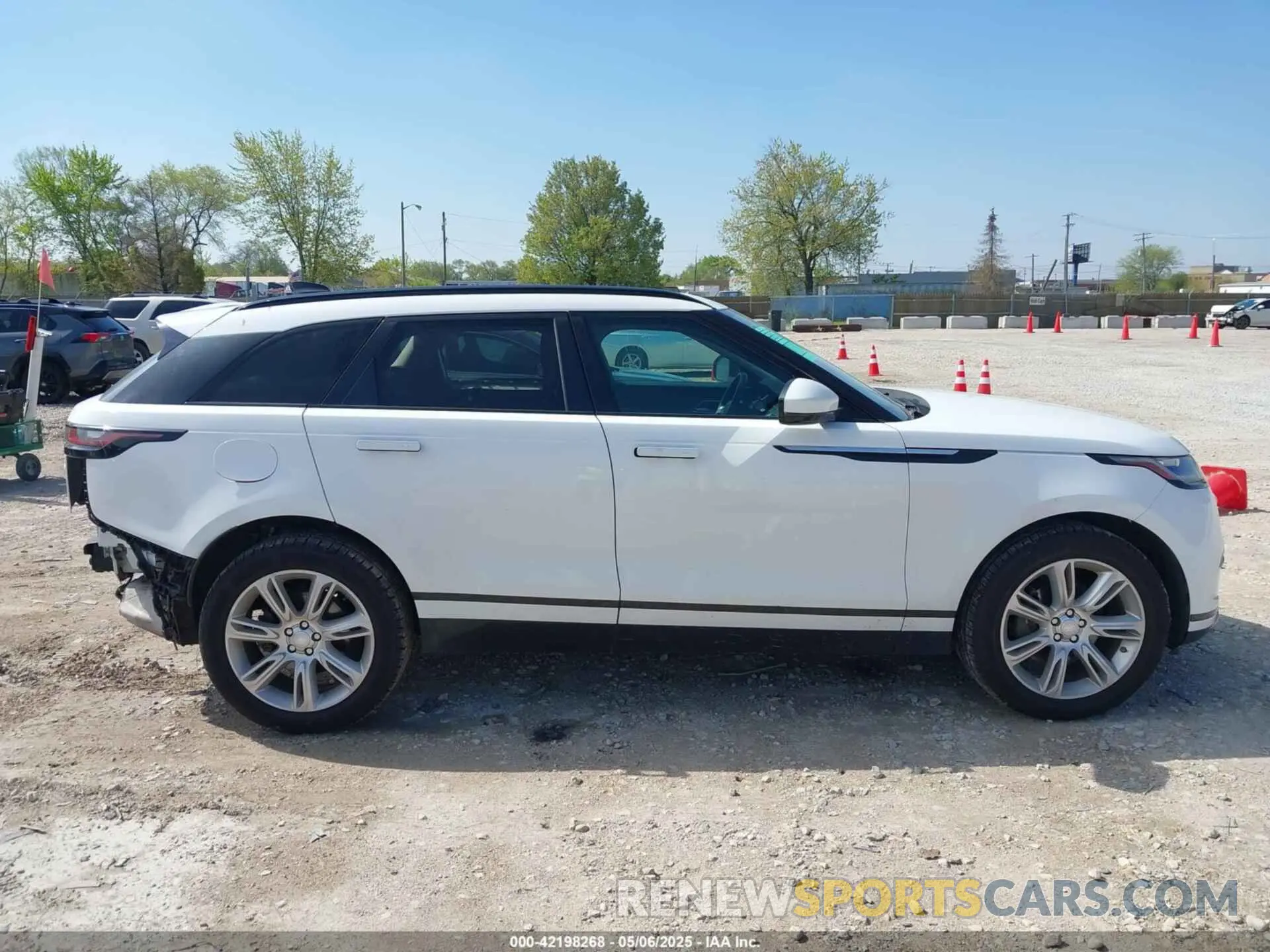 14 Фотография поврежденного автомобиля SALYB2EX6KA227908 LAND ROVER RANGE ROVER VELAR 2019