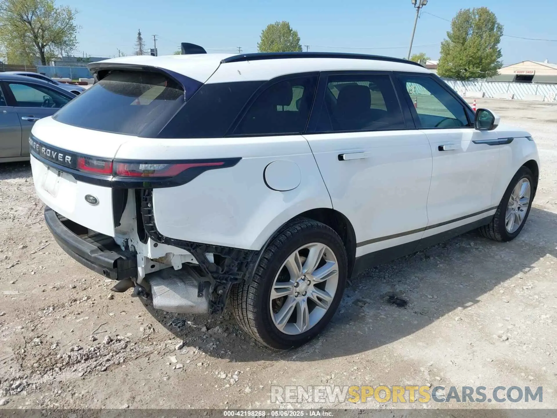 4 Фотография поврежденного автомобиля SALYB2EX6KA227908 LAND ROVER RANGE ROVER VELAR 2019