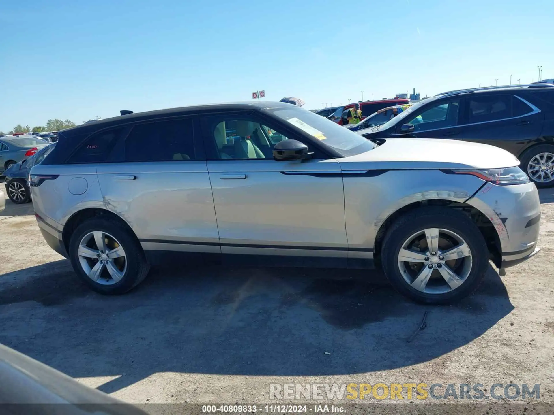 14 Photograph of a damaged car SALYB2EX6KA782096 LAND ROVER RANGE ROVER VELAR 2019