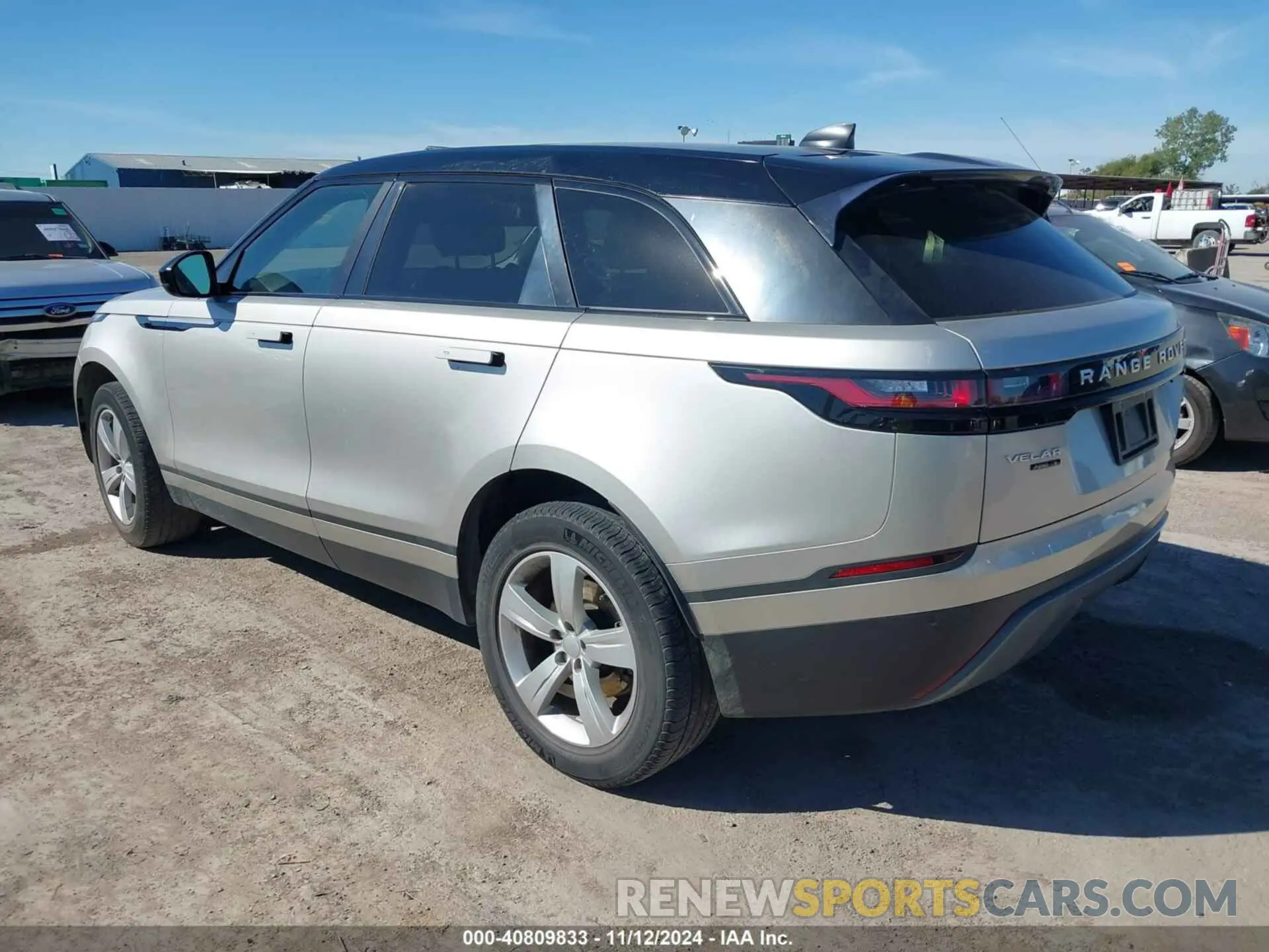 3 Photograph of a damaged car SALYB2EX6KA782096 LAND ROVER RANGE ROVER VELAR 2019