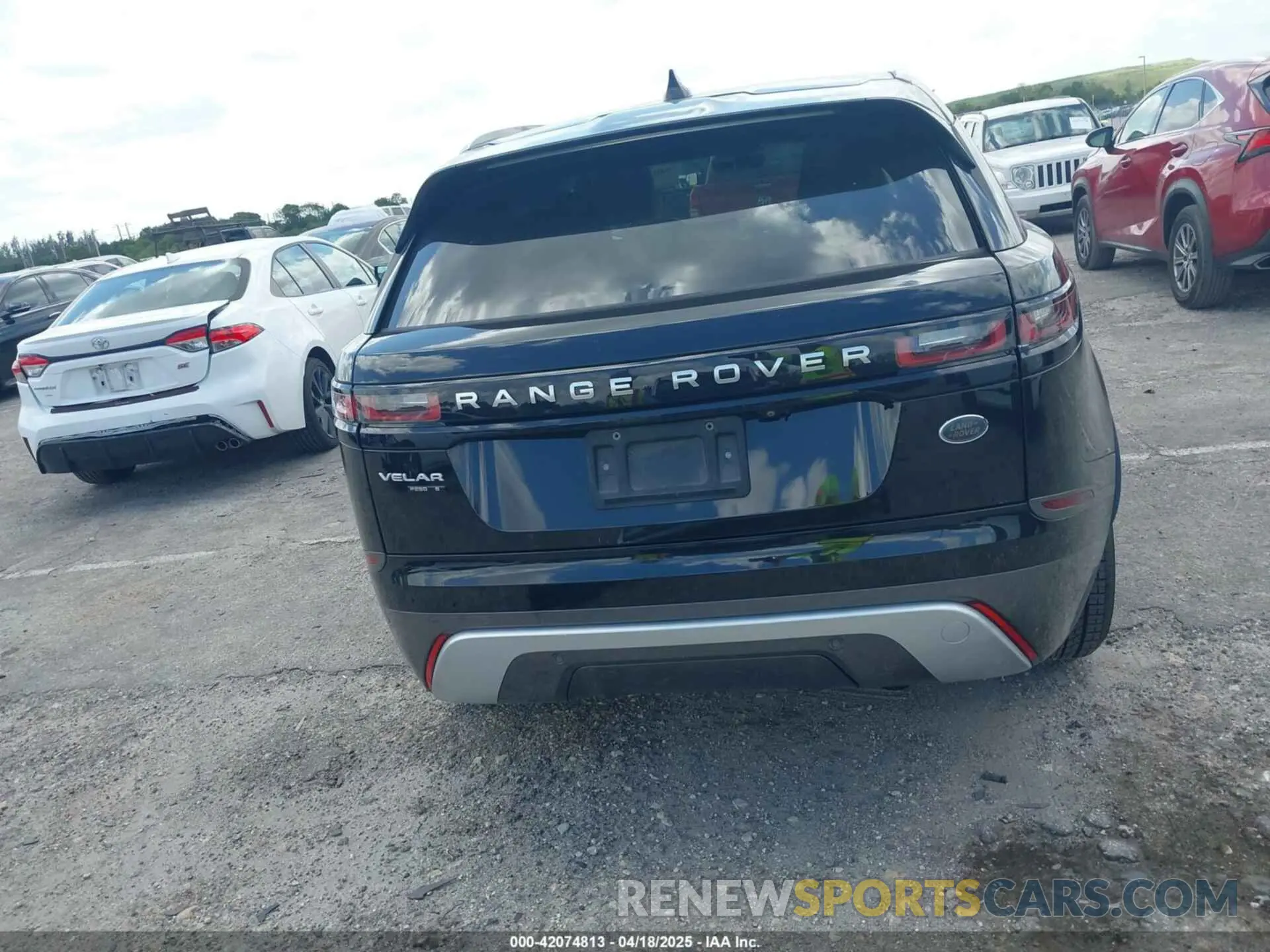 16 Фотография поврежденного автомобиля SALYB2EX7KA210115 LAND ROVER RANGE ROVER VELAR 2019
