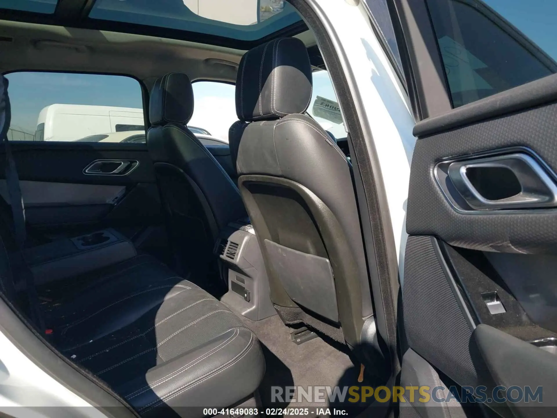 8 Фотография поврежденного автомобиля SALYB2EXXKA795871 LAND ROVER RANGE ROVER VELAR 2019