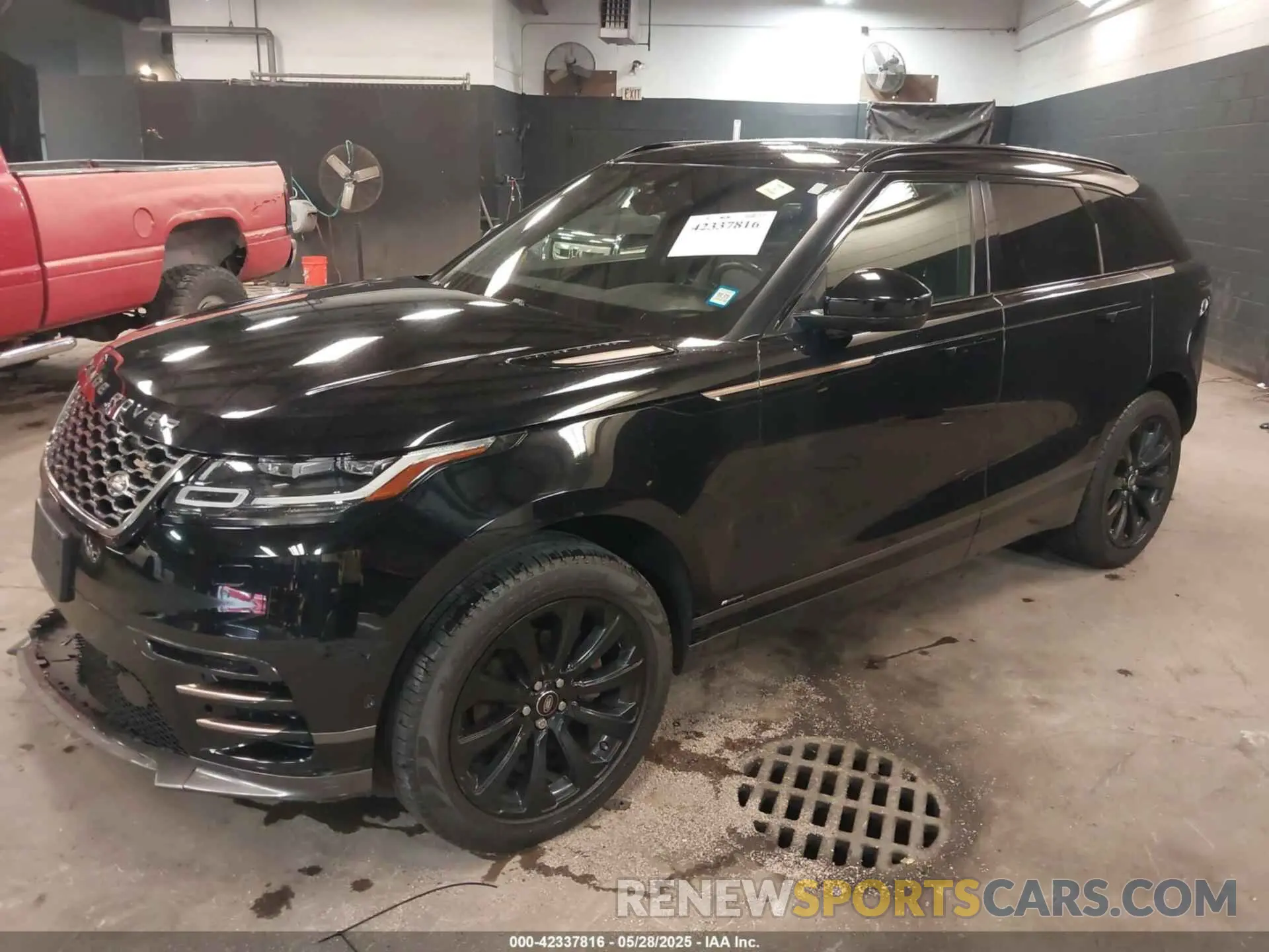 2 Photograph of a damaged car SALYL2EX2KA787566 LAND ROVER RANGE ROVER VELAR 2019