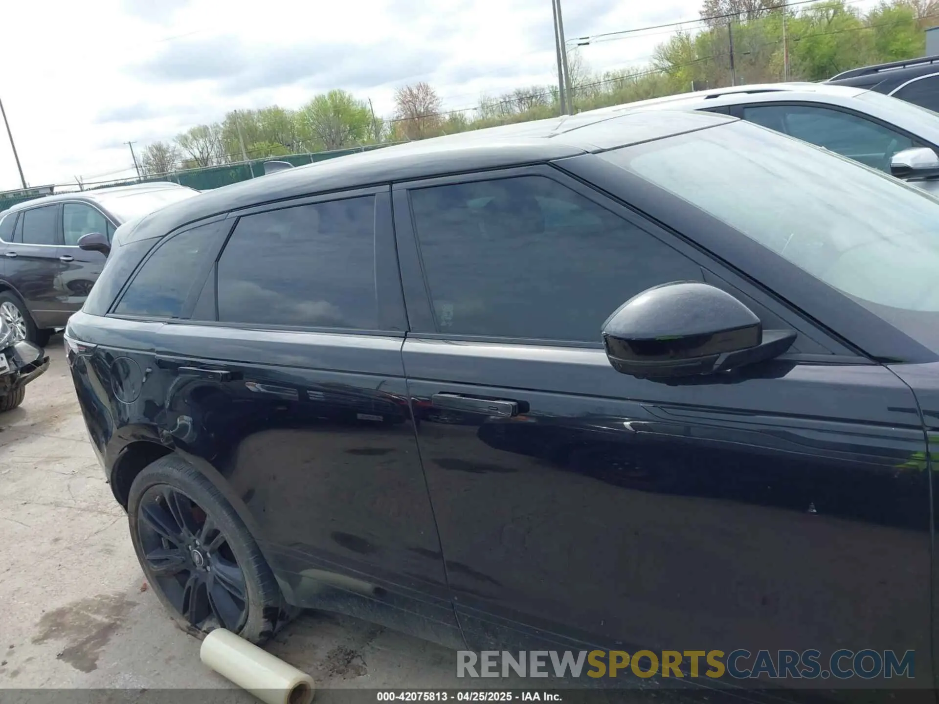 12 Фотография поврежденного автомобиля SALYL2EX4KA215446 LAND ROVER RANGE ROVER VELAR 2019