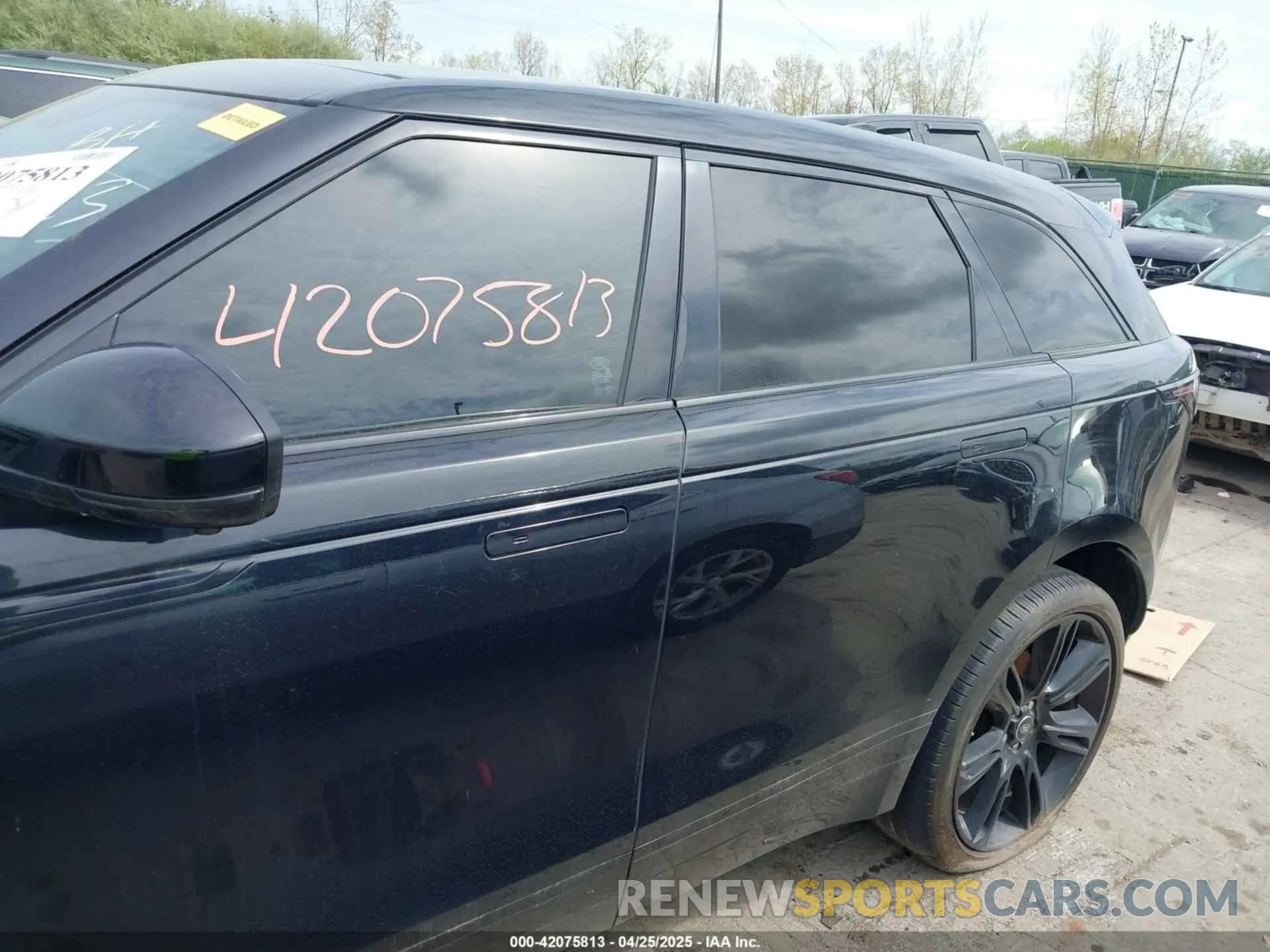 13 Фотография поврежденного автомобиля SALYL2EX4KA215446 LAND ROVER RANGE ROVER VELAR 2019