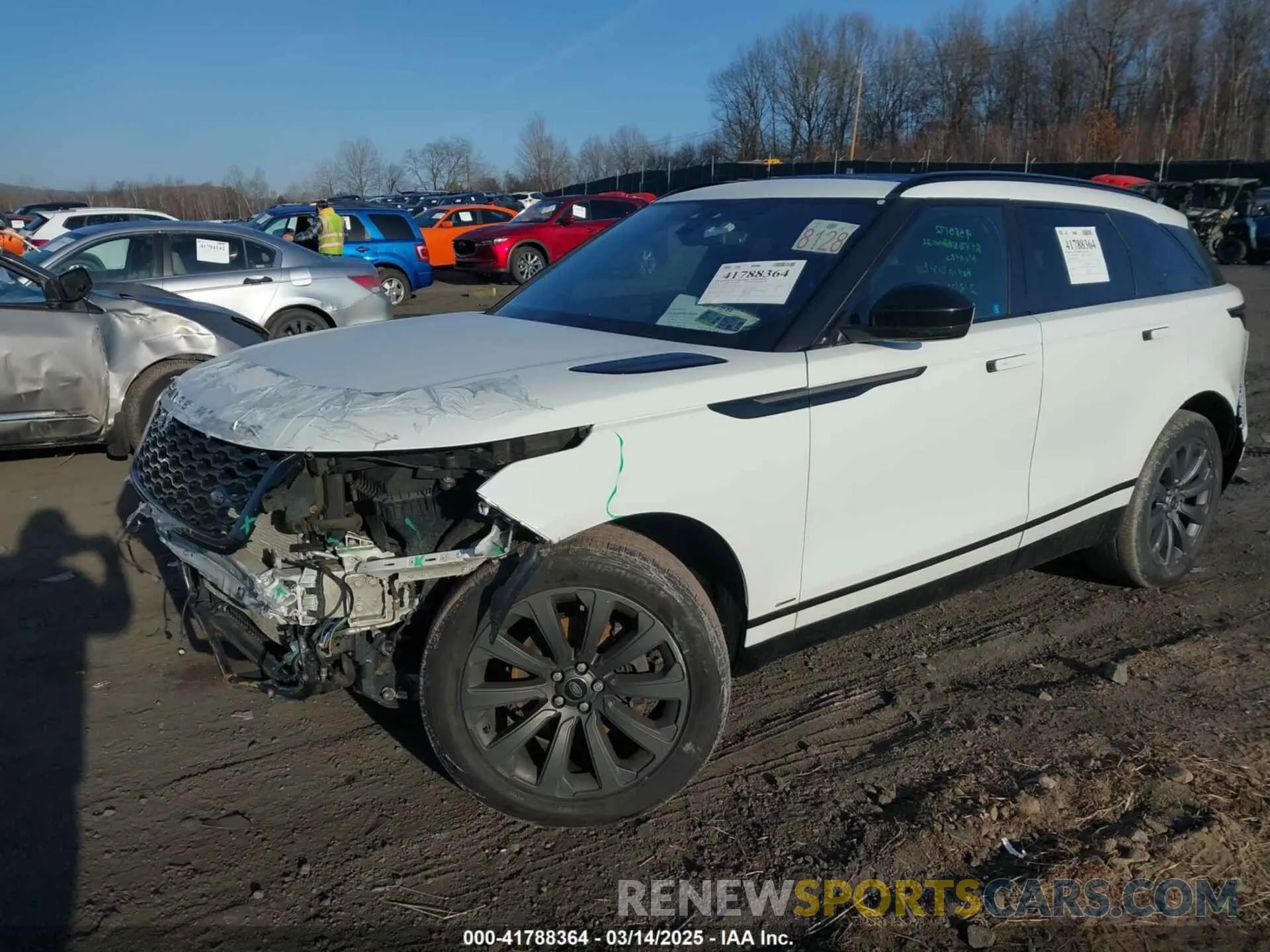 2 Фотография поврежденного автомобиля SALYL2EX4KA779906 LAND ROVER RANGE ROVER VELAR 2019
